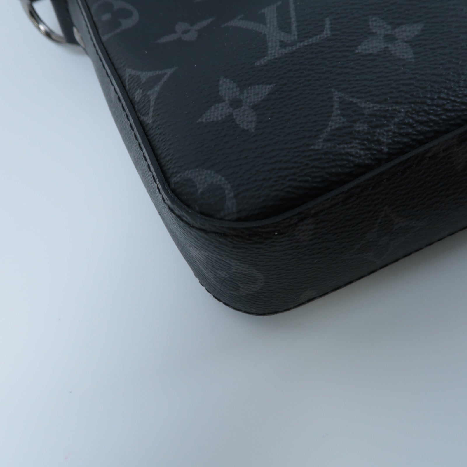 LOUIS VUITTON Monogram Eclipse Trio銀扣肩背袋黑色/灰色