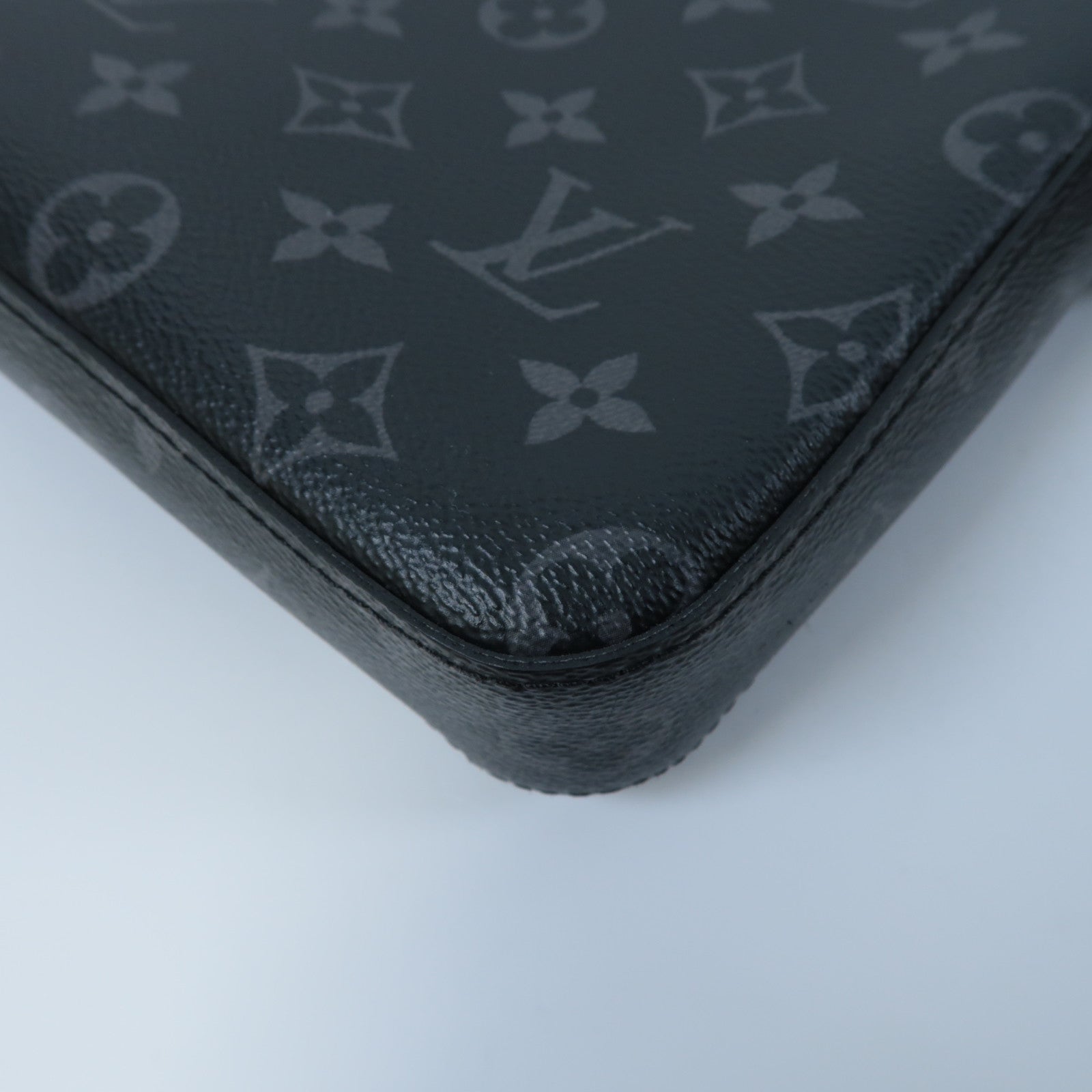 LOUIS VUITTON Monogram Eclipse Trio銀扣肩背袋黑色/灰色
