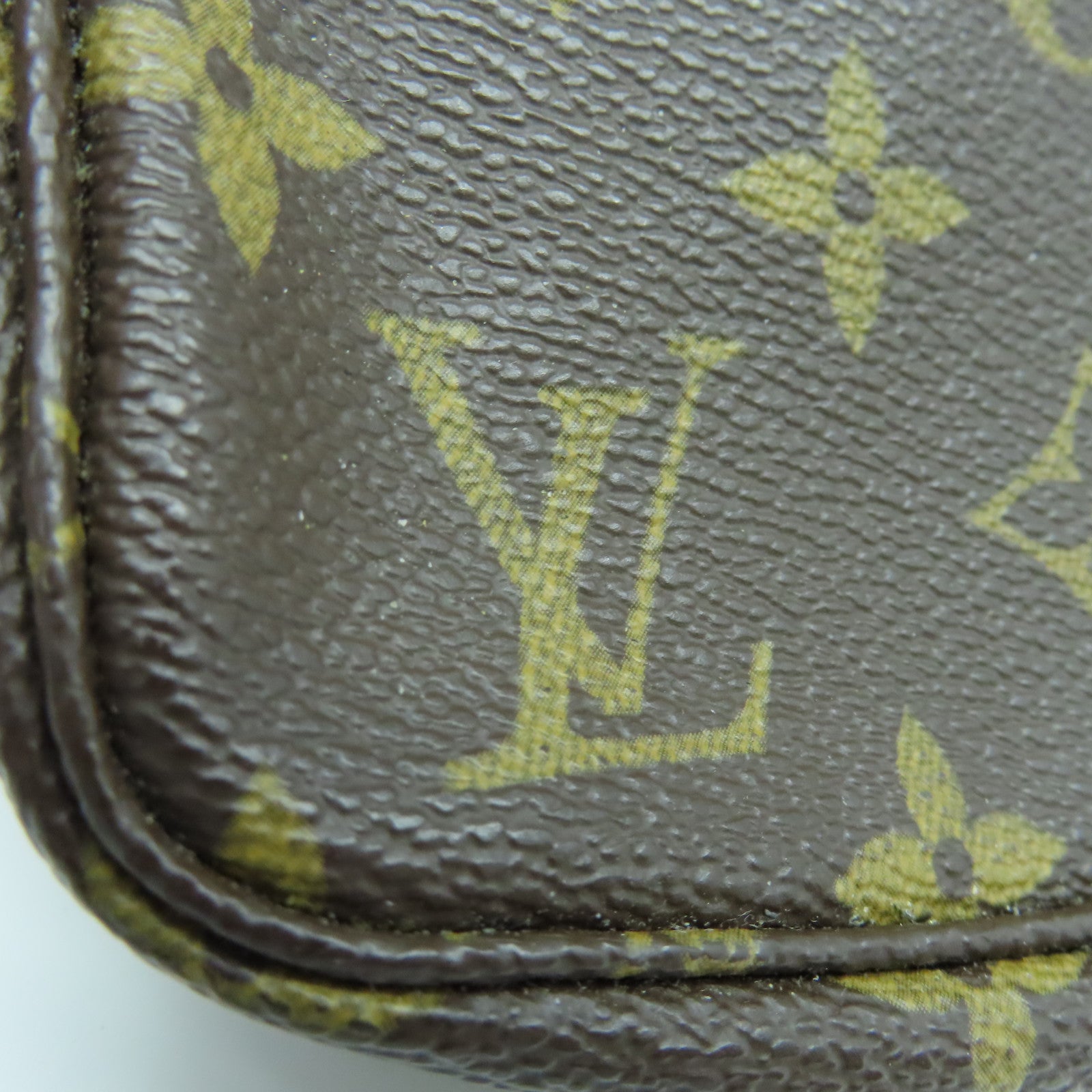 LOUIS VUITTON Monogram Pochette Accessories gold buckle handle bag brown