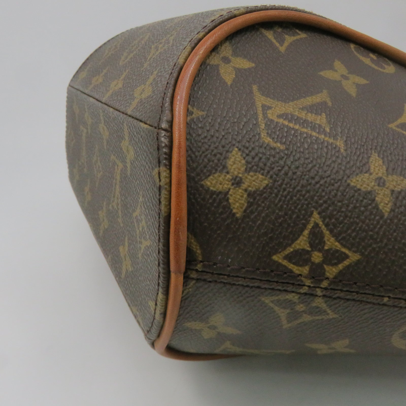 LOUIS VUITTON Monogram Elipse金扣手挽袋啡色