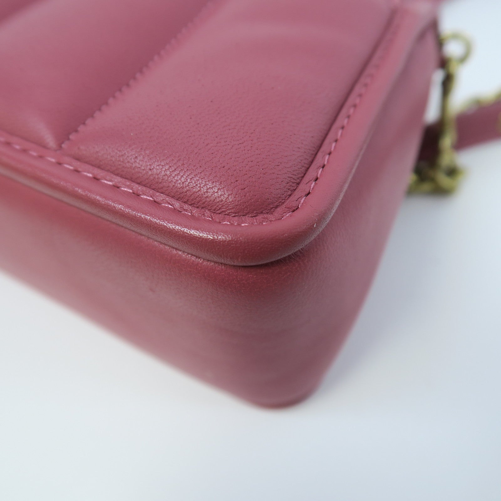 COACH 羊皮皮革Turnlock Clutch 20 Chain Shoulder金扣手挽肩背兩用袋粉紅色