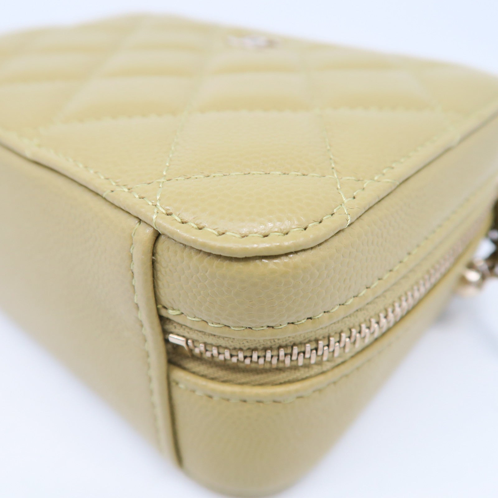 CHANEL 菱格Caviar皮革Chain Shoulder金扣鏈帶肩背袋啡黃色