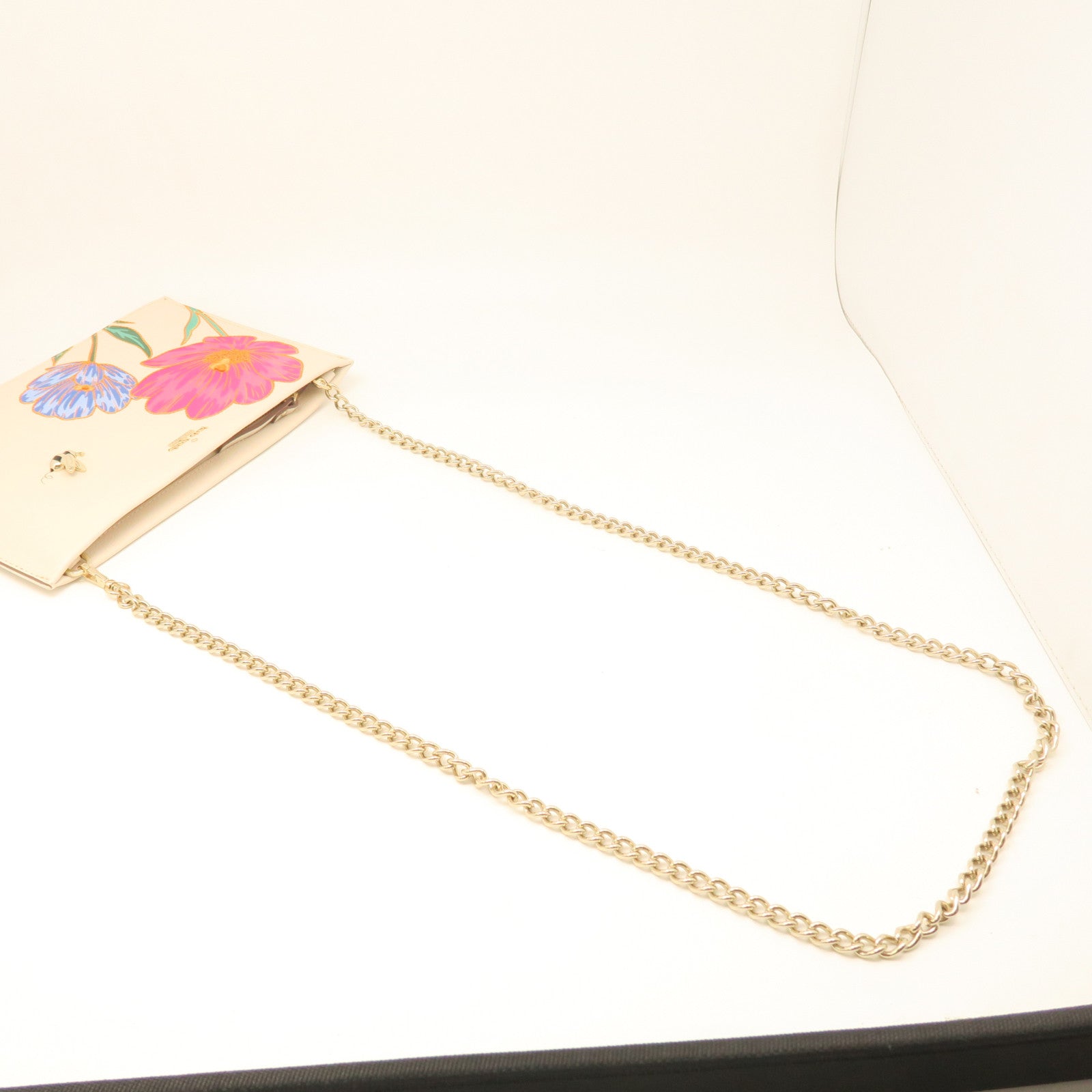 Kate Spade Leather Chain Shoulder Gold Buckle Chain Shoulder Bag White