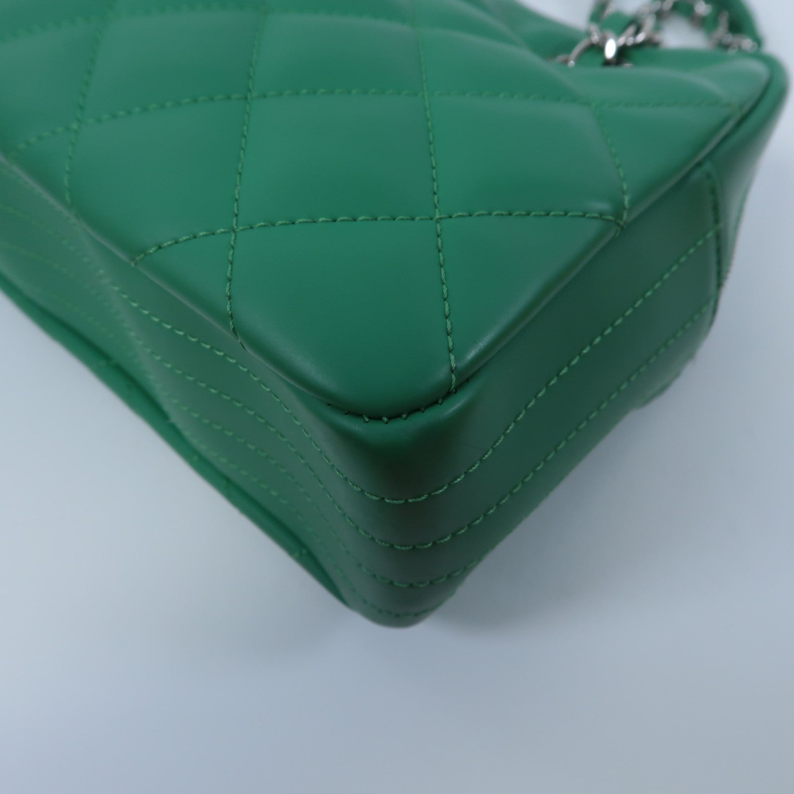 CHANEL 菱格PU皮革Chain Shoulder銀扣鏈帶肩背袋綠色