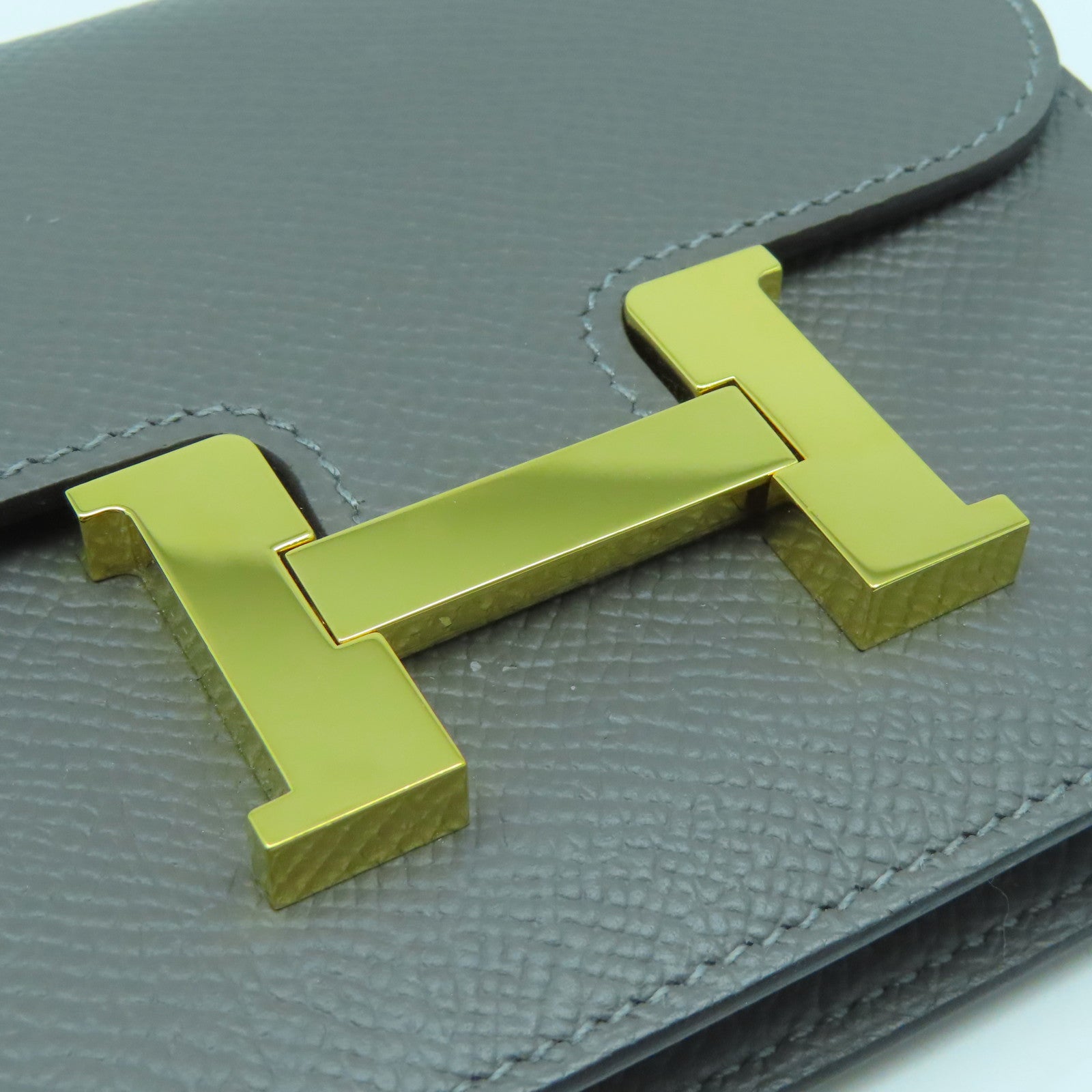 HERMES Epsom皮革Constance Slim金扣錢包積雨雲灰