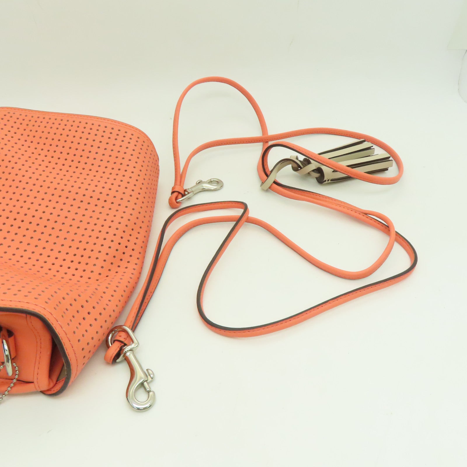 COACH 牛皮皮革Shoulder Bag银扣肩背袋橙色