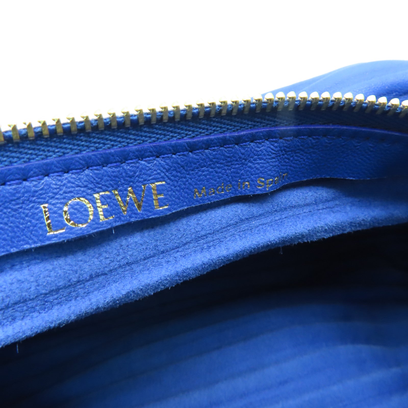 LOEWE 羊皮皮革Bracelet Pouch金扣鏈帶肩背袋藍色