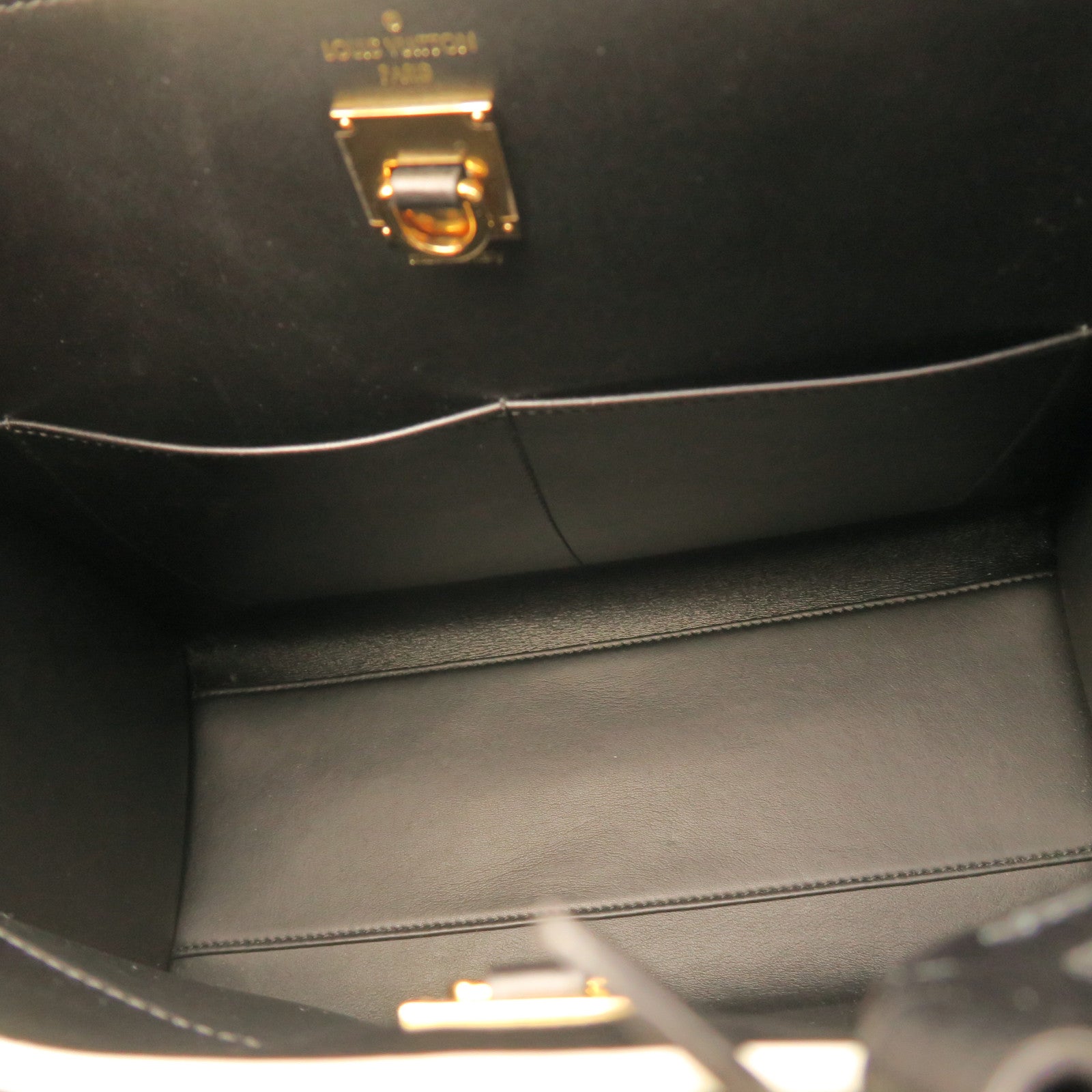 LOUIS VUITTON Cowhide Leather Steamer MM Handle Shoulder Bag Black/Gold