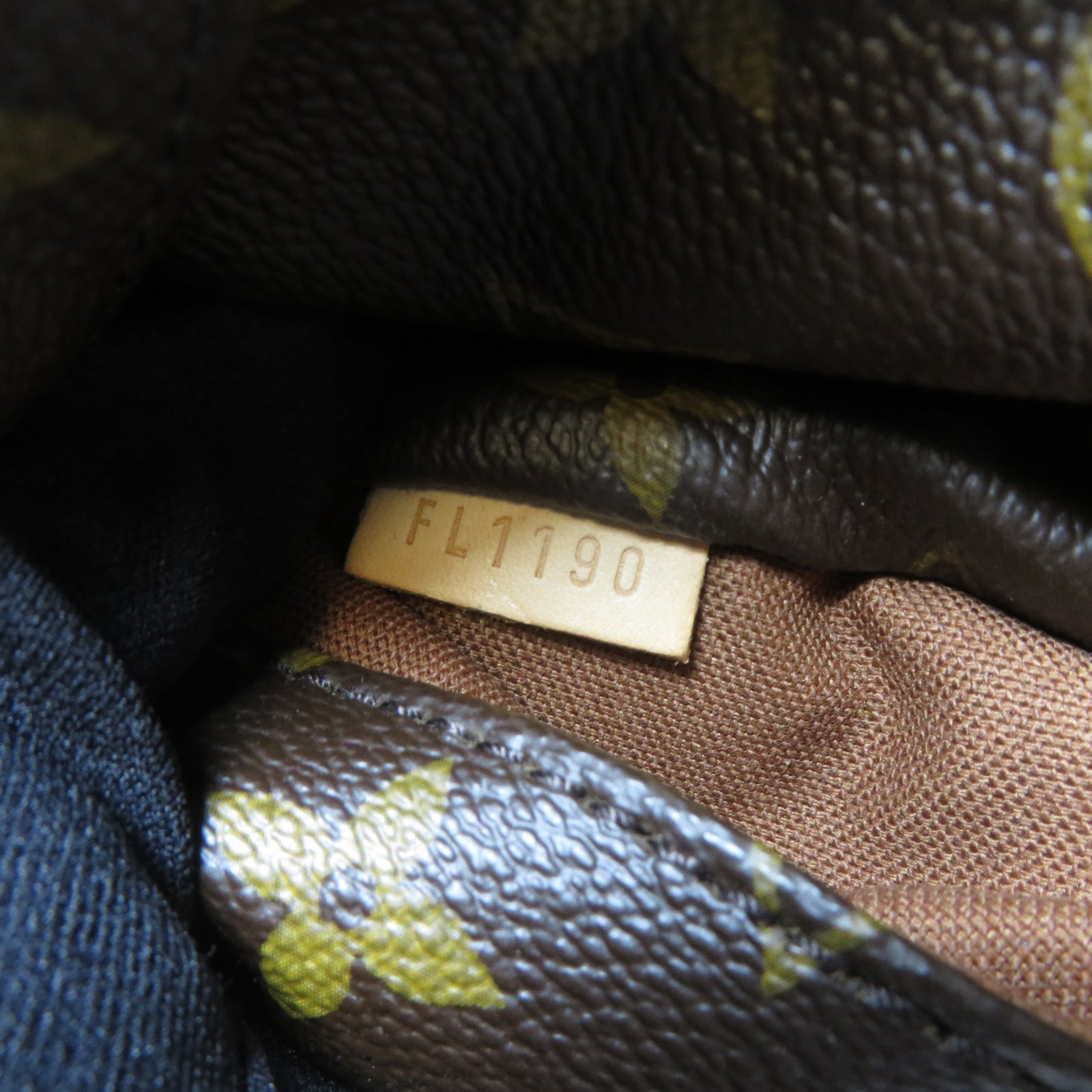 LOUIS VUITTON Monogram Totally MM金扣肩背袋啡色