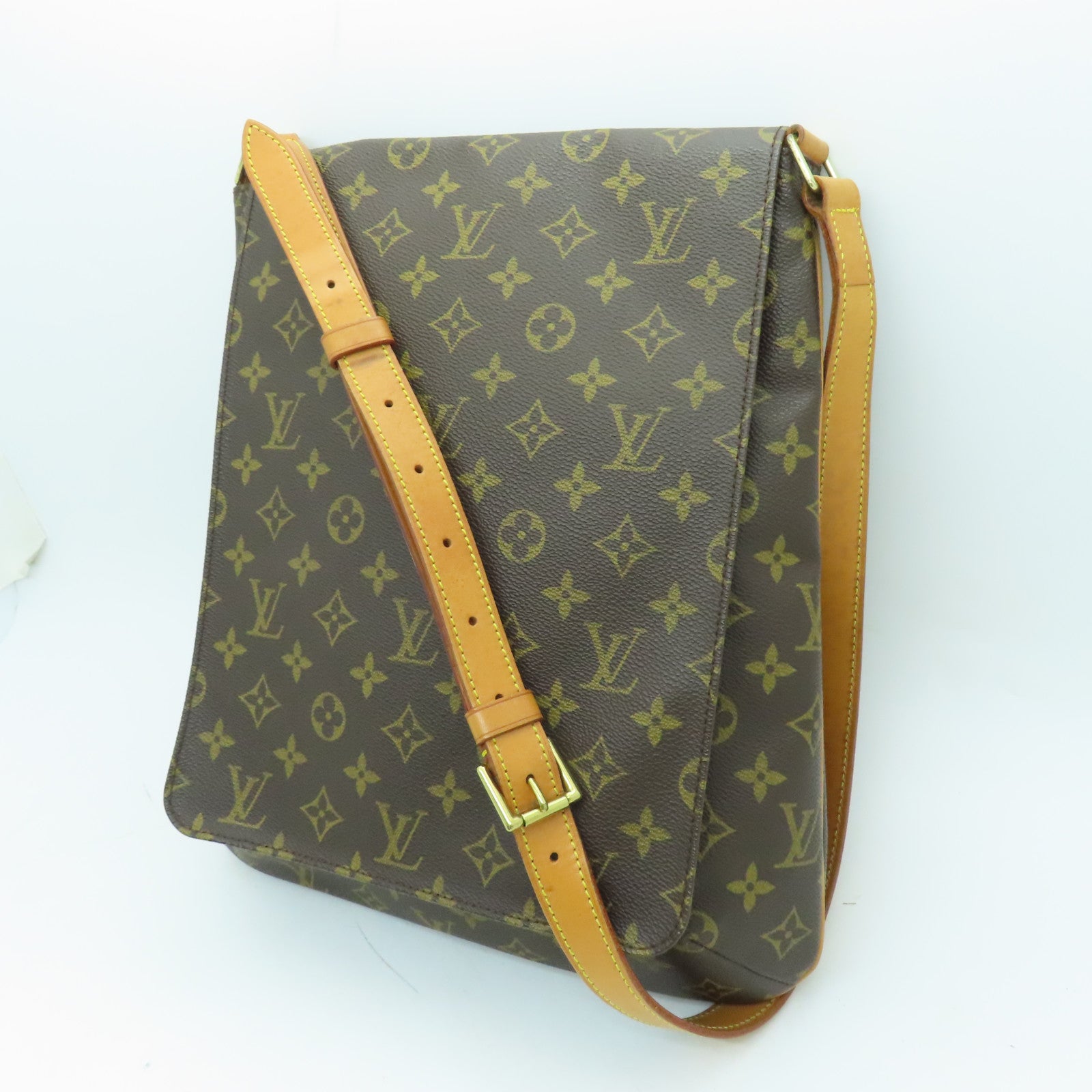 LOUIS VUITTON Monogram Musette Gold Buckle Shoulder Bag Brown