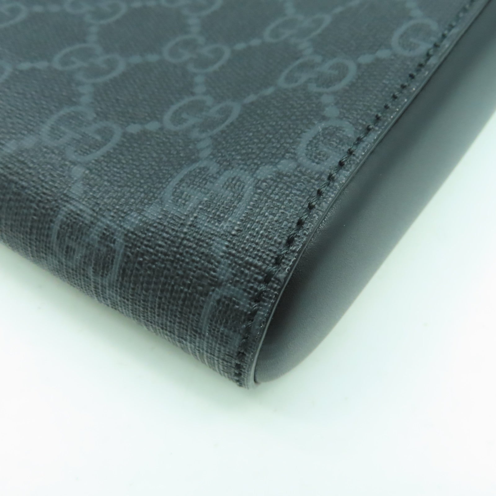 GUCCI 塗層帆布Supreme Messenger銀扣肩背袋黑色