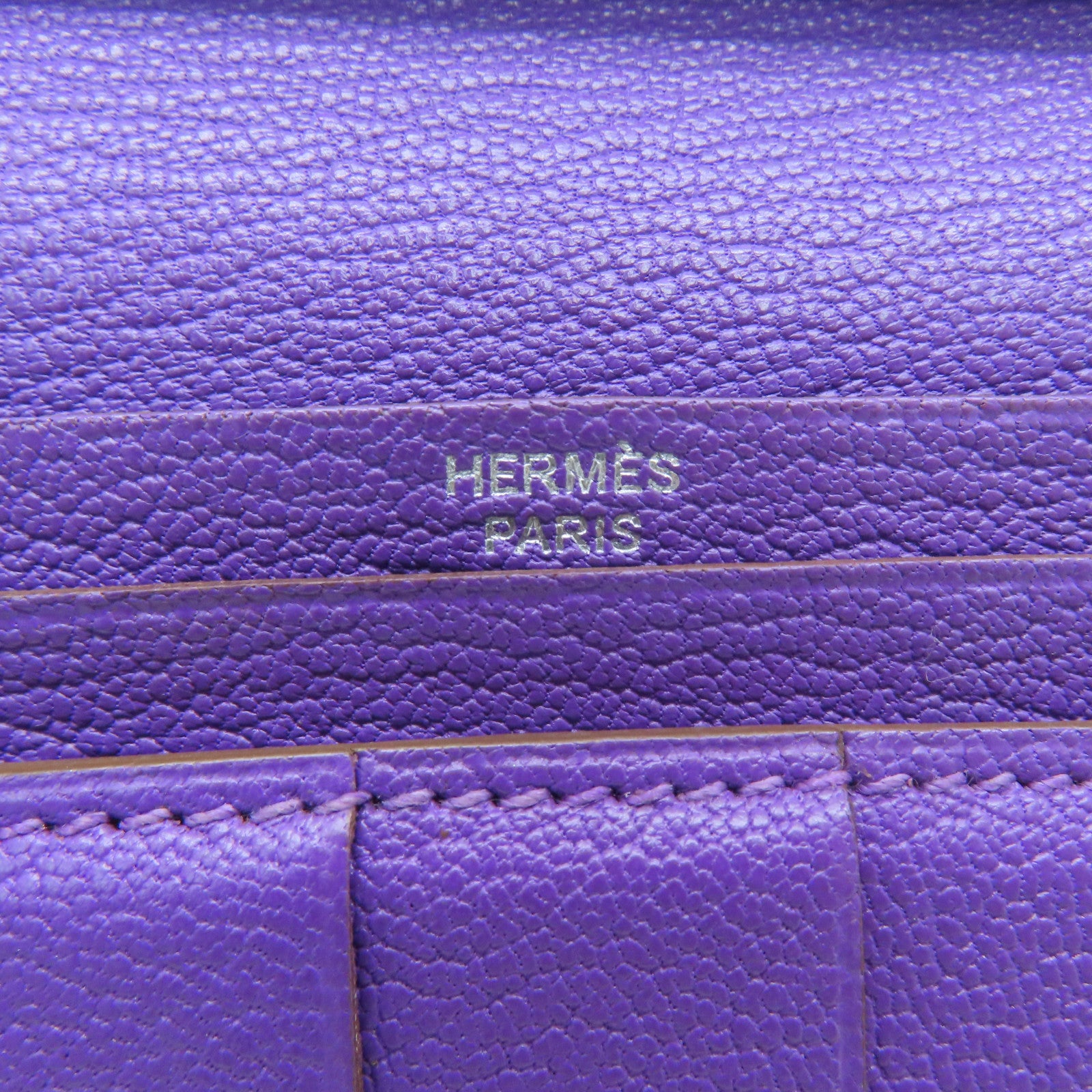 HERMES [Sharp Discount] Chevre Leather Bearn W Snap Silver Buckle Long Wallet Ultraviolet/Purple