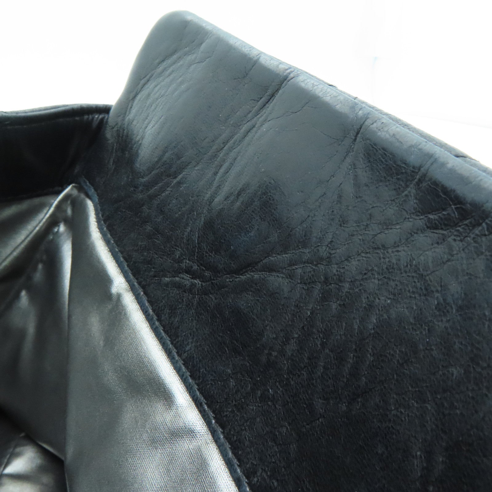 CHANEL rhombus sheepskin leather Shoulder Bag silver buckle chain shoulder bag black