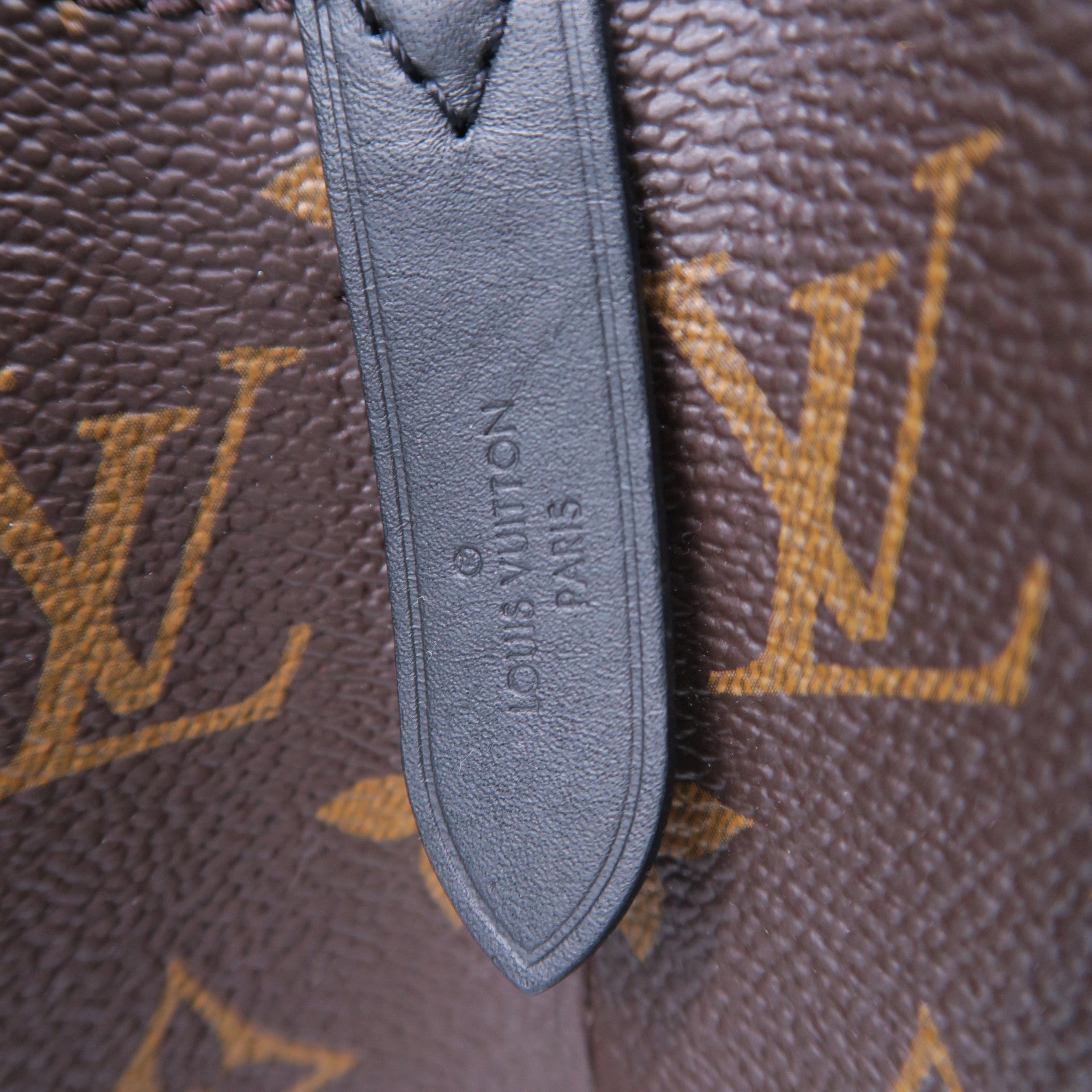 LOUIS VUITTON Monogram Neo Noe MM金扣肩背袋啡色