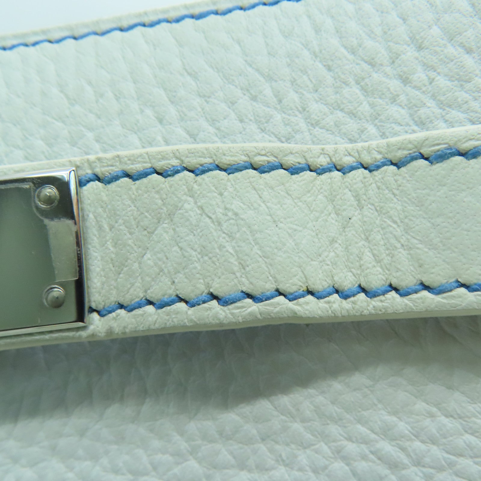 HERMES Clemence皮革So Kelly 22银扣肩背袋White/Bleu Mykonos白色/希腊蓝色