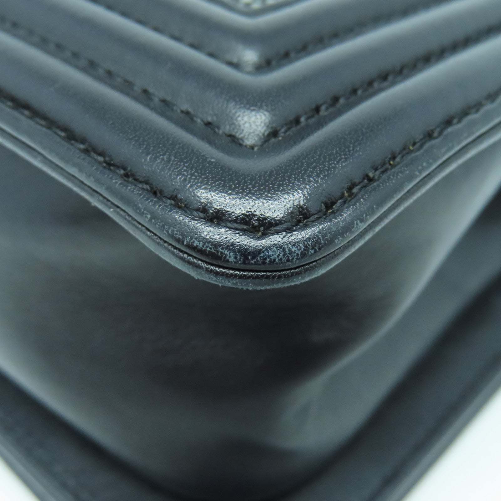 CHANEL 魔鬼魚皮革/牛皮皮革Chain Shoulder Bag銀扣鏈帶肩背袋黑色