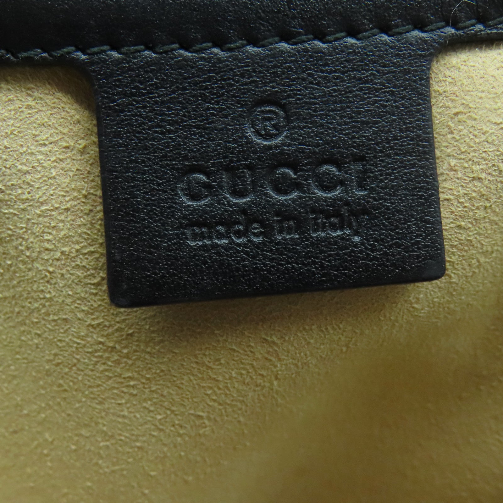 GUCCI 牛皮皮革GG Marmont金扣肩背袋黑色