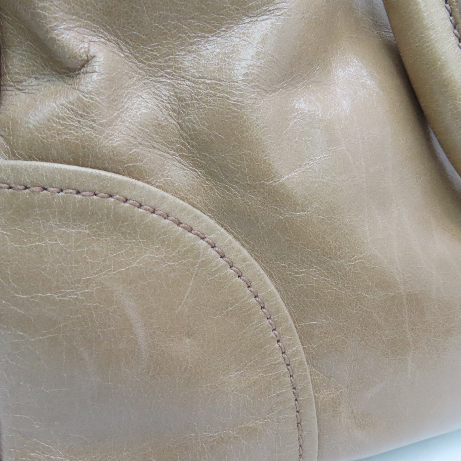 PRADA 牛皮皮革Shoulder Bag金扣手挽肩背两用袋米色