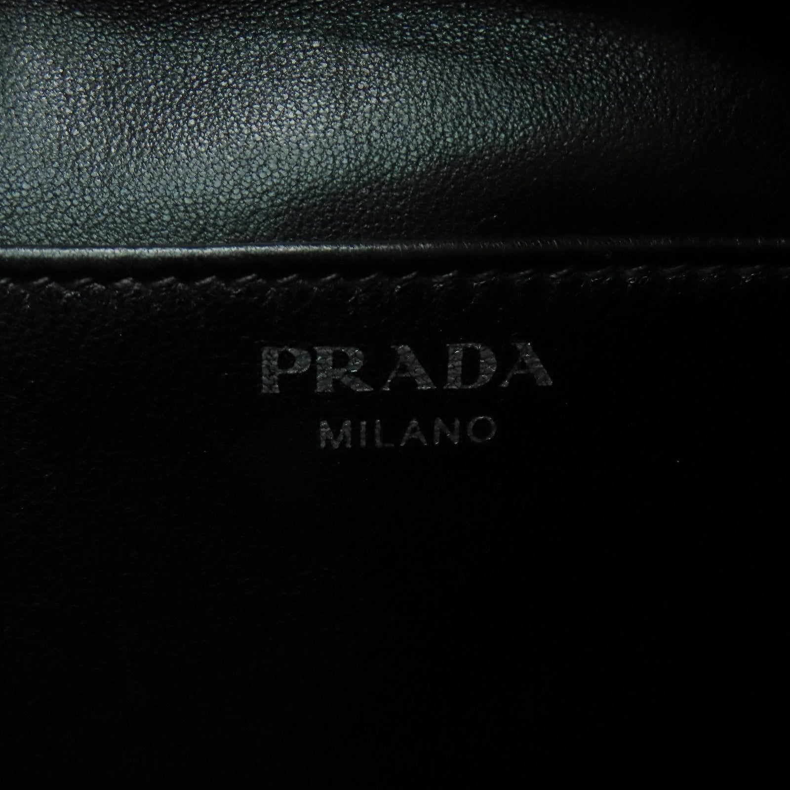 PRADA 蛇皮皮革2 Way Shoulder銀扣手挽肩背兩用袋白色