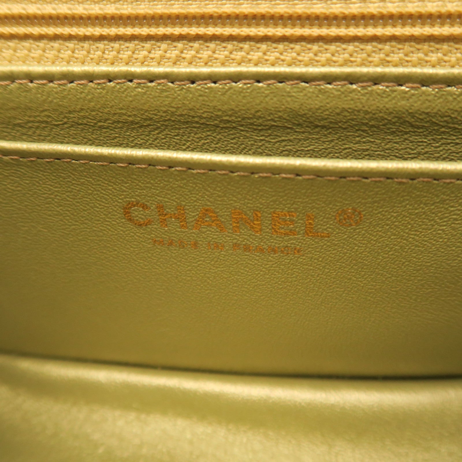 CHANEL Diamond Calfskin Leather 2.55 Mini Gold Buckle Chain Shoulder Bag Pink/Multicolor