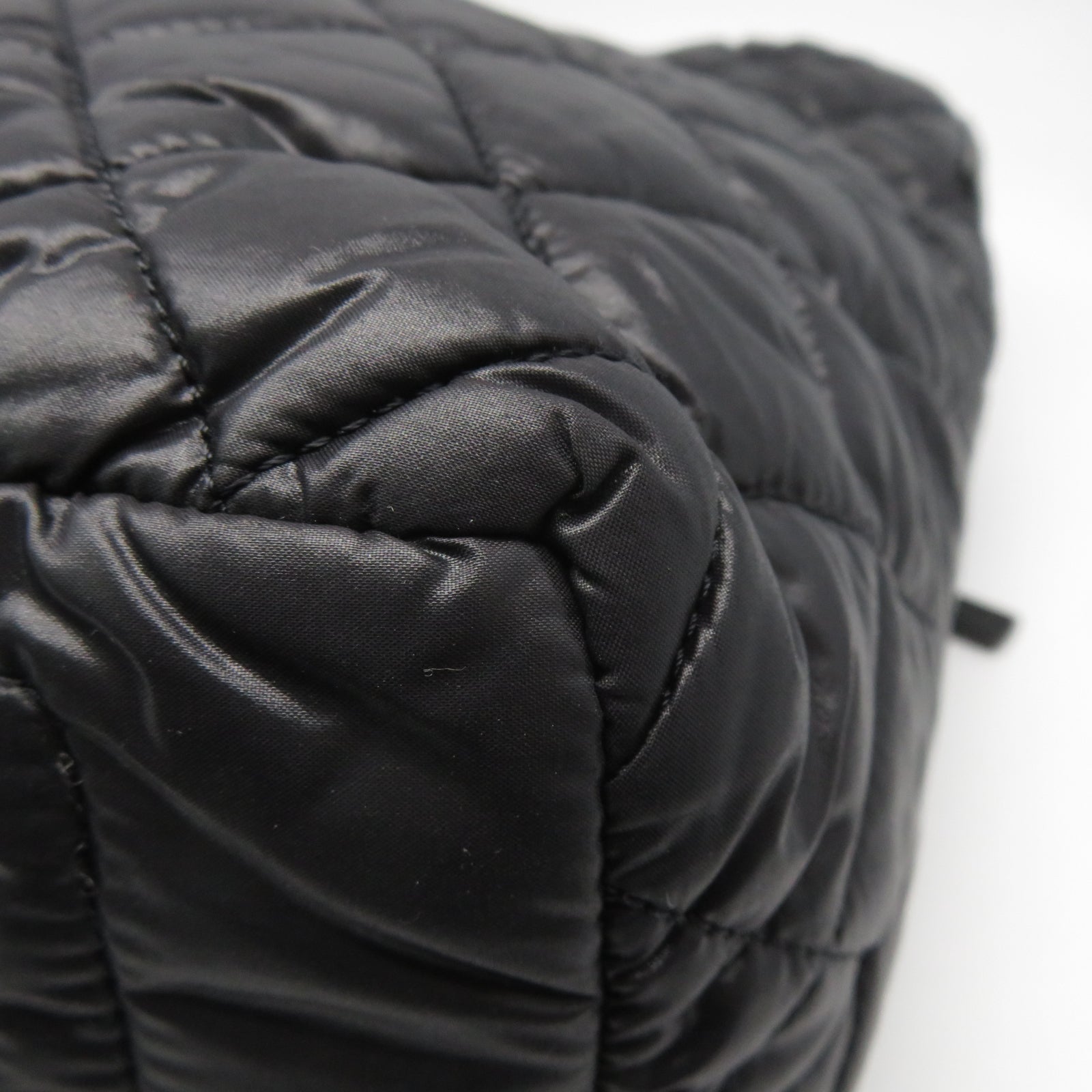 CHANEL 菱格尼龍Shoulder Bag銀扣肩背袋黑色
