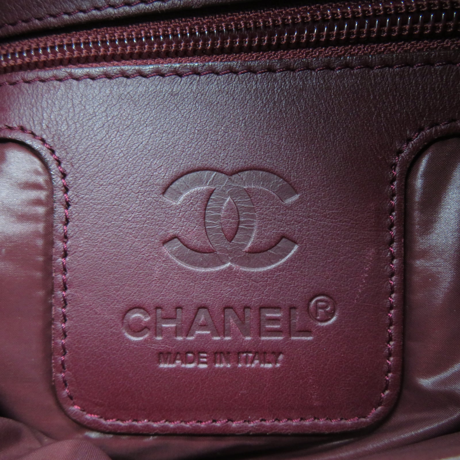 CHANEL 菱格尼龍Shoulder Bag銀扣肩背袋黑色