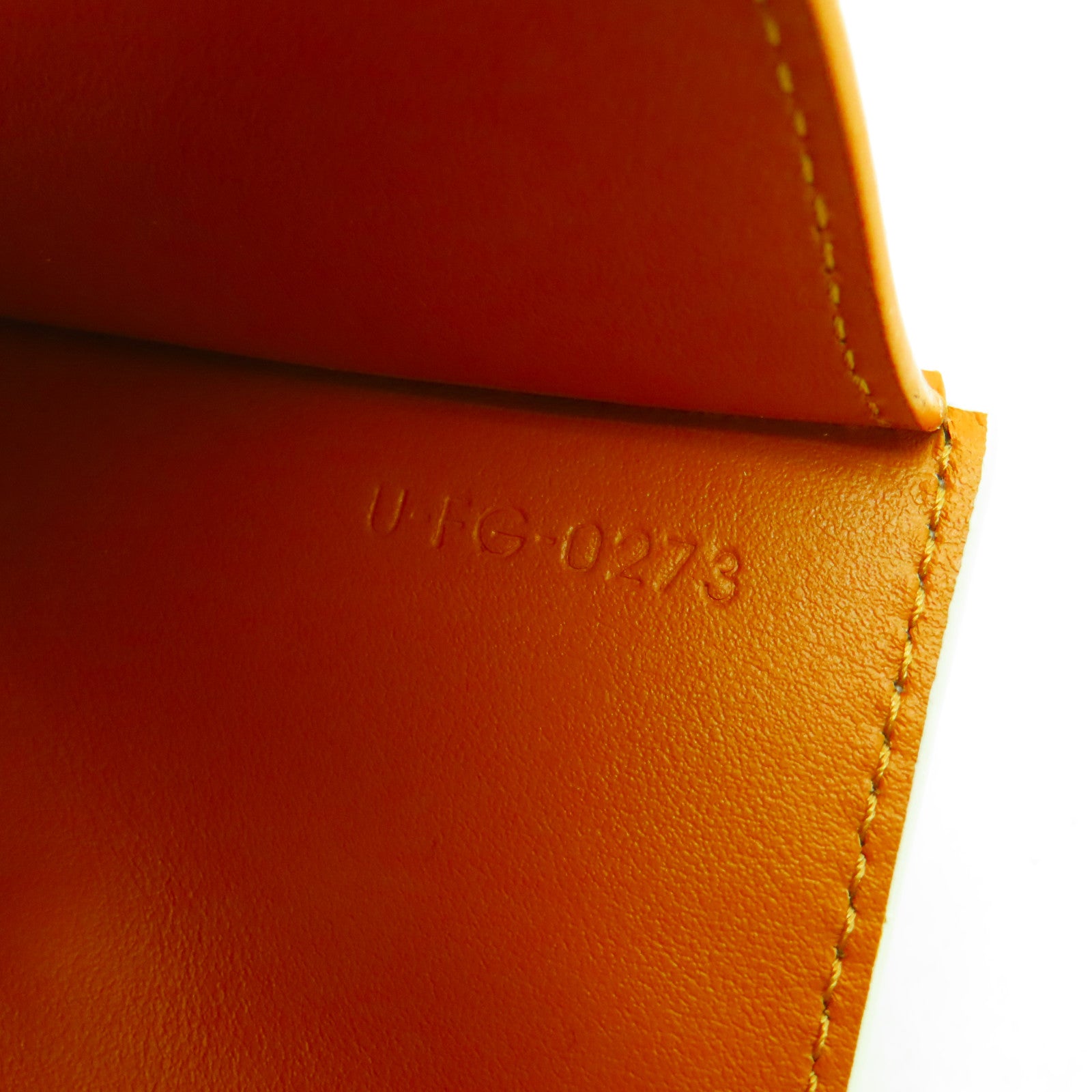CELINE 塗層皮革Triomphe Compact Wallet金扣錢包綠色
