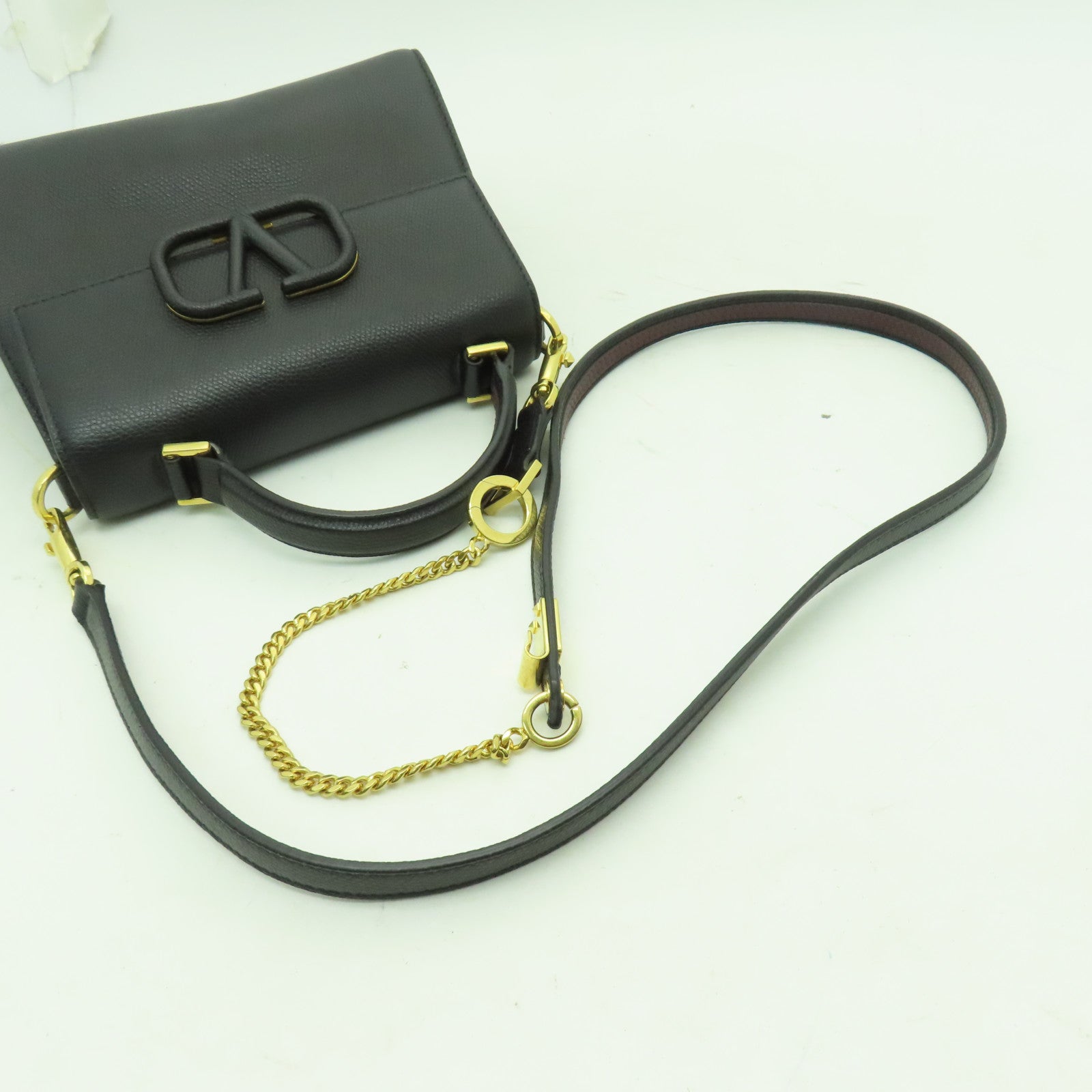 Valentino 【激減優惠】牛皮皮革Vsling Grainy金扣手挽肩背兩用袋黑色