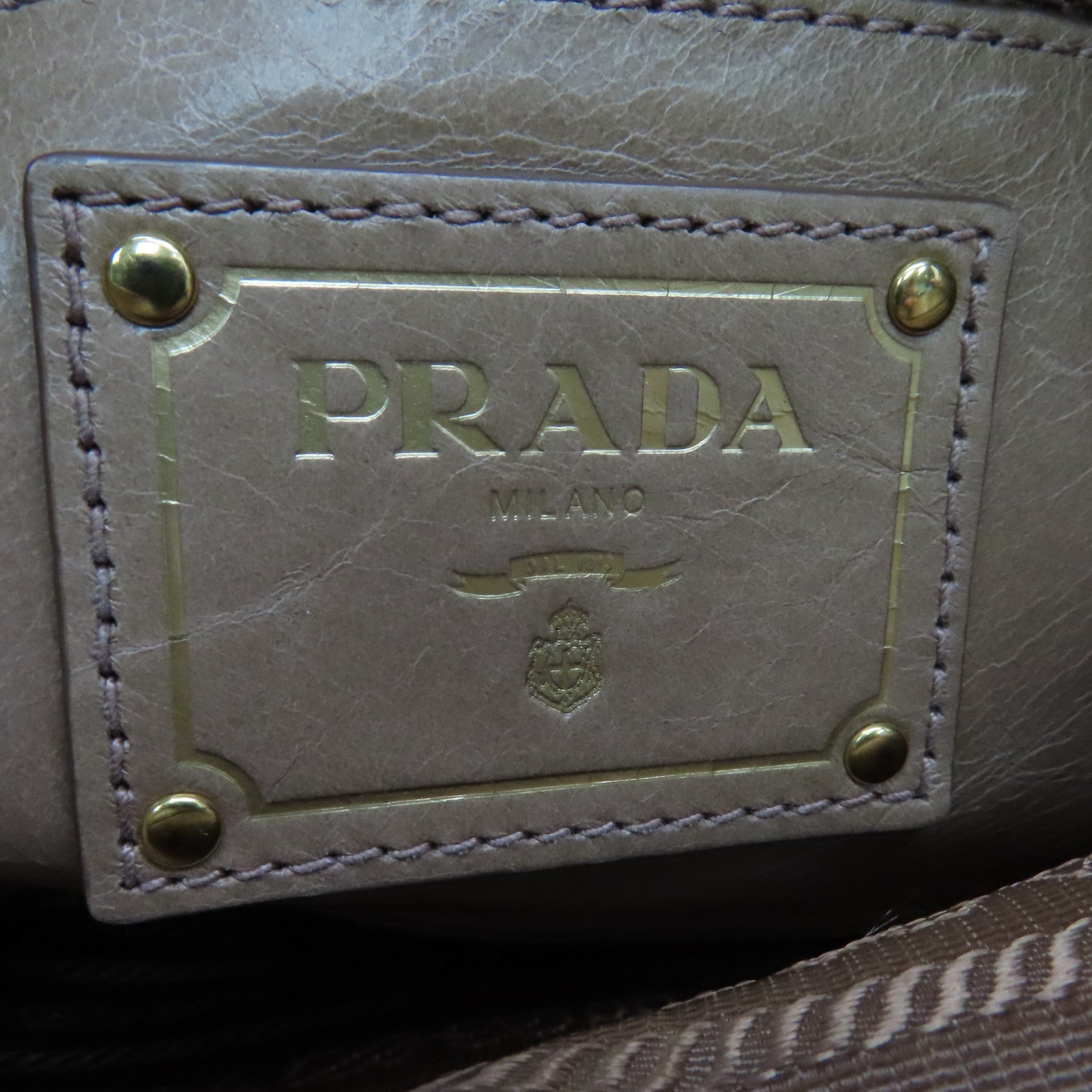 PRADA 牛皮皮革Shoulder Bag金扣手挽肩背两用袋米色