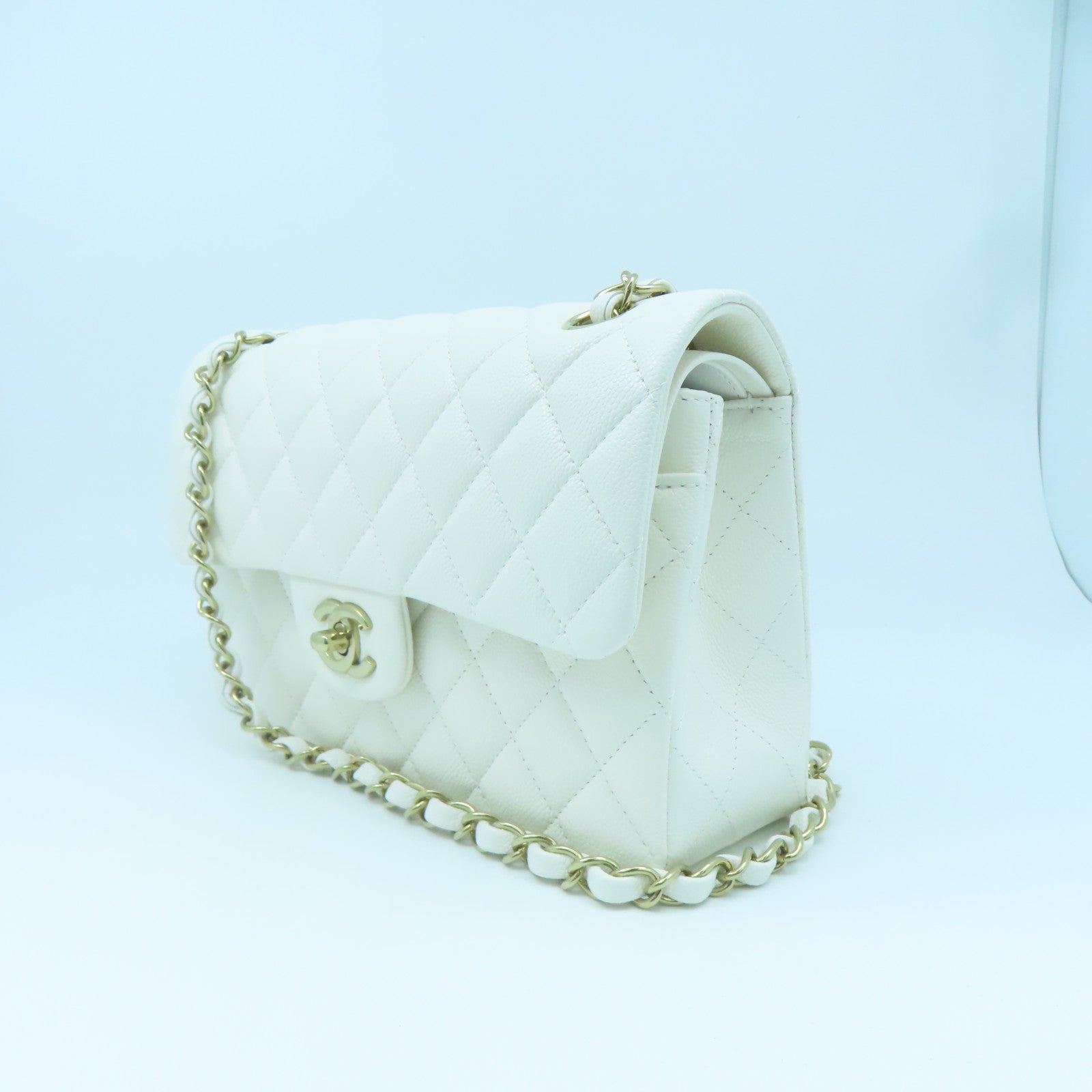 CHANEL rhombic cowhide leather Chain Shoulder gold buckle chain shoulder bag white