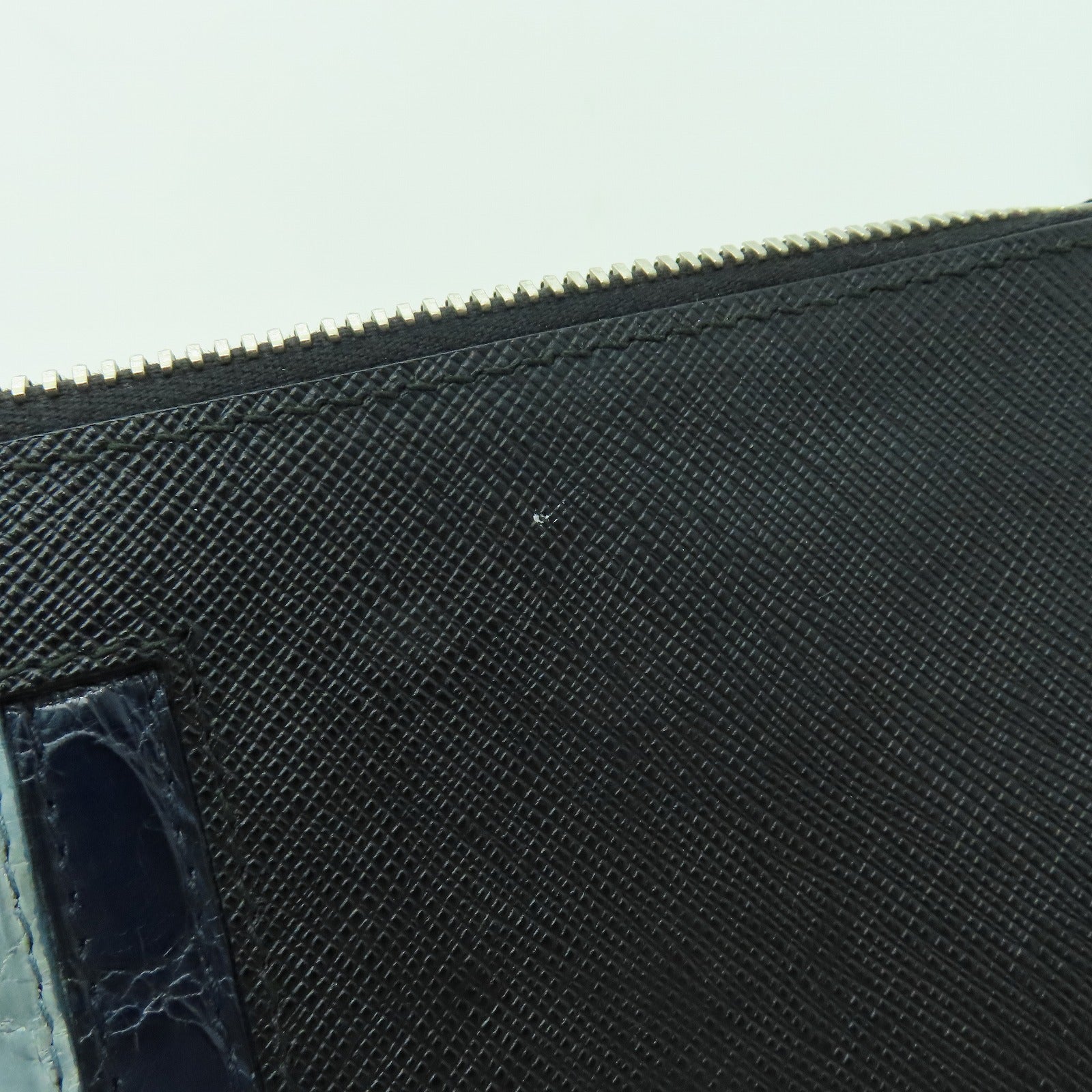 PRADA Saffiano皮革Clutch Bag銀扣手拿包黑色