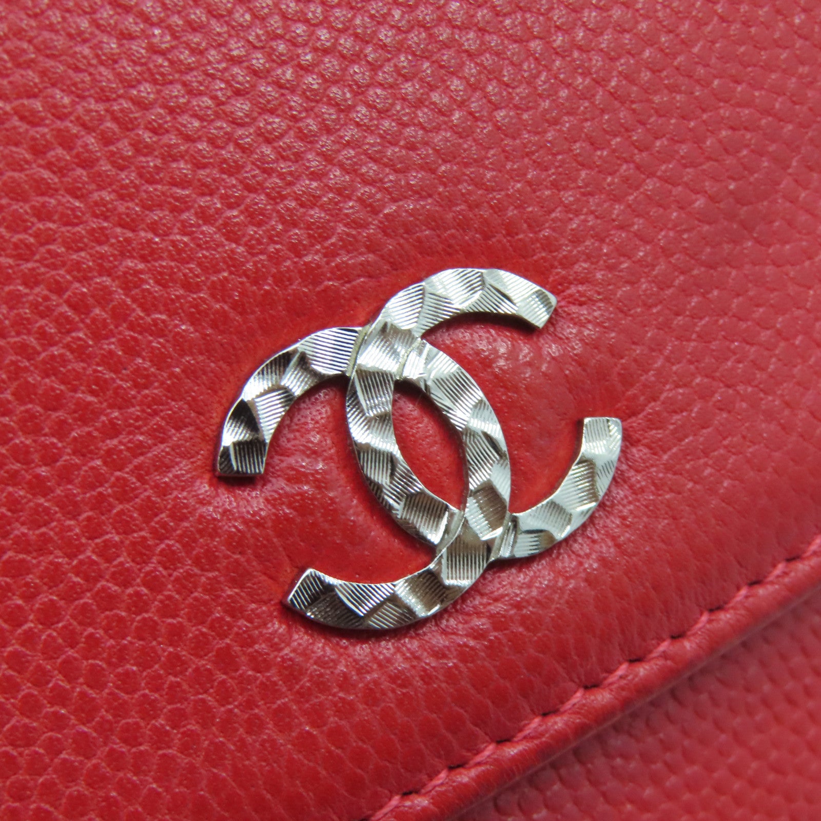 CHANEL cowhide leather Wallet On Chain silver buckle chain shoulder bag red