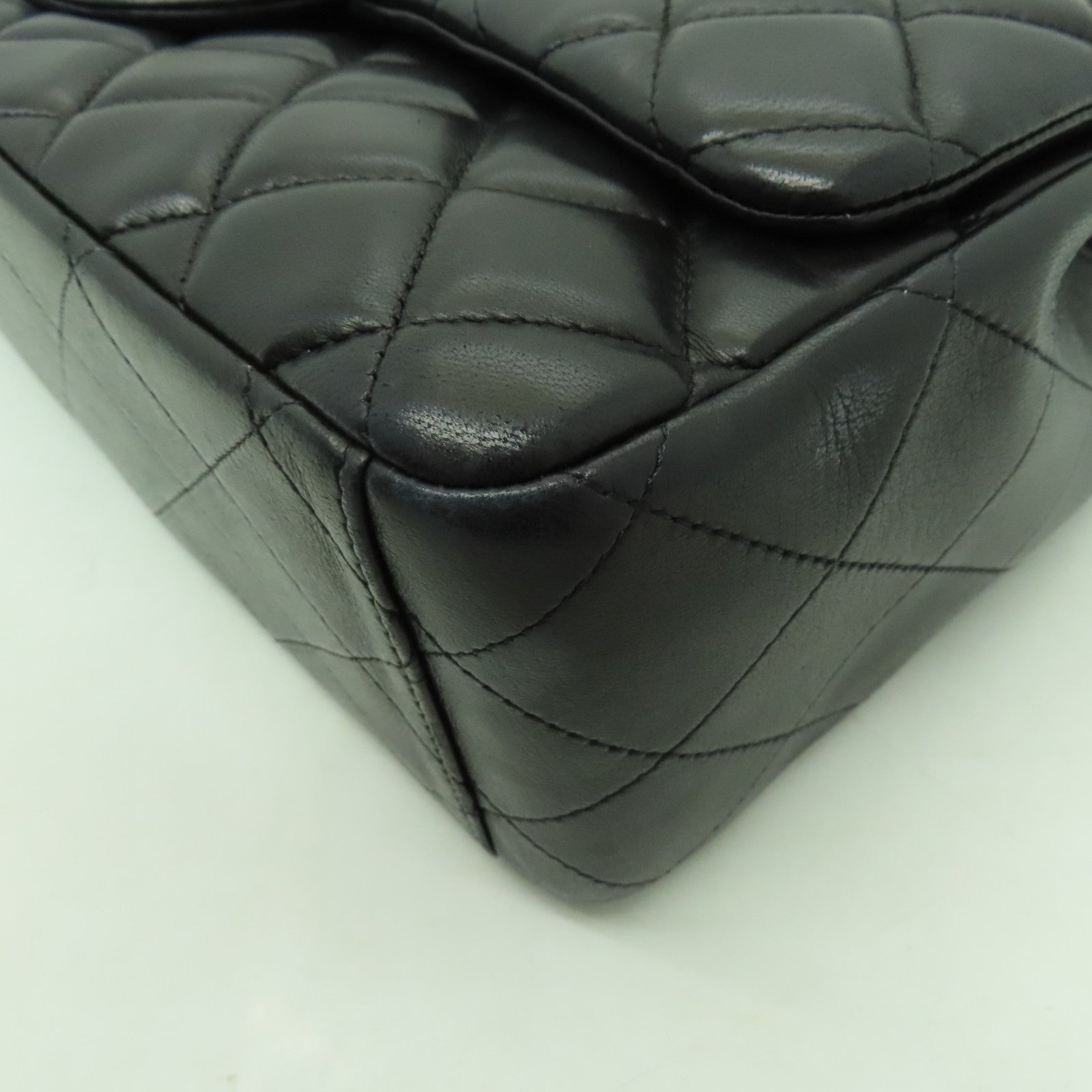 CHANEL 【激減優惠】菱格羊皮皮革Chain Shoulder銀扣鏈帶肩背袋黑色