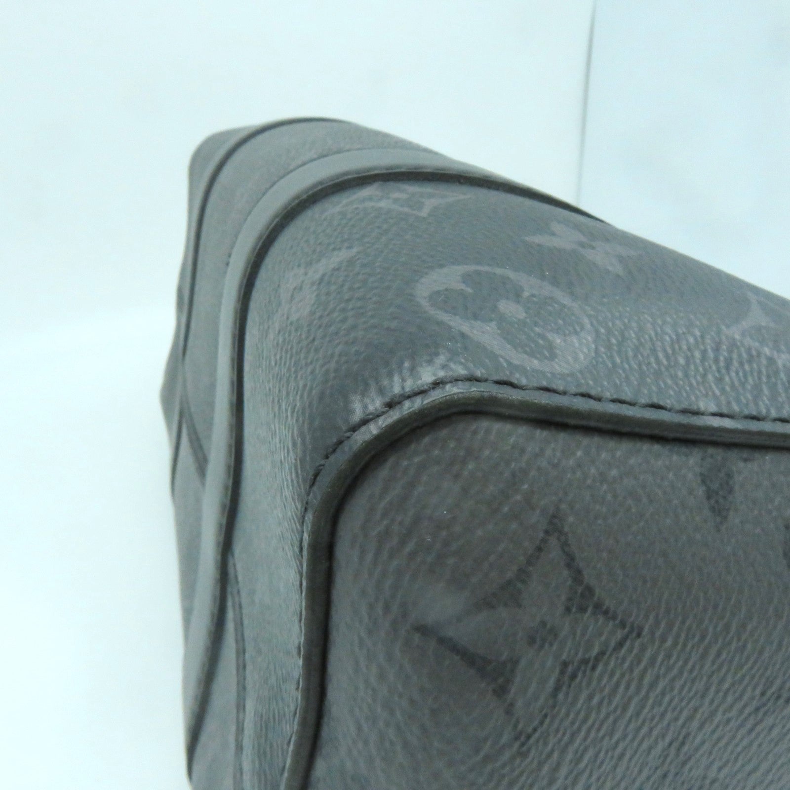 LOUIS VUITTON Monogram City Keepall銀扣肩背袋黑色