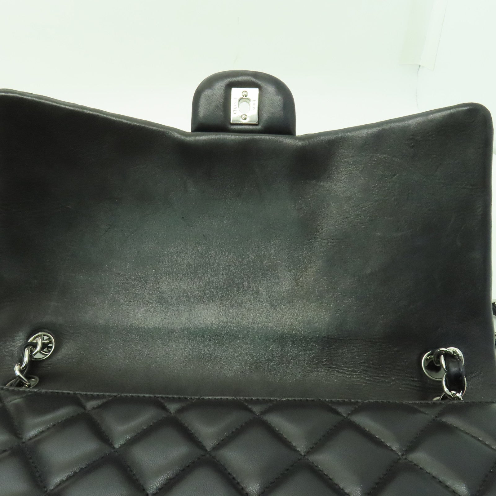 CHANEL 【激減優惠】菱格羊皮皮革Chain Shoulder銀扣鏈帶肩背袋黑色