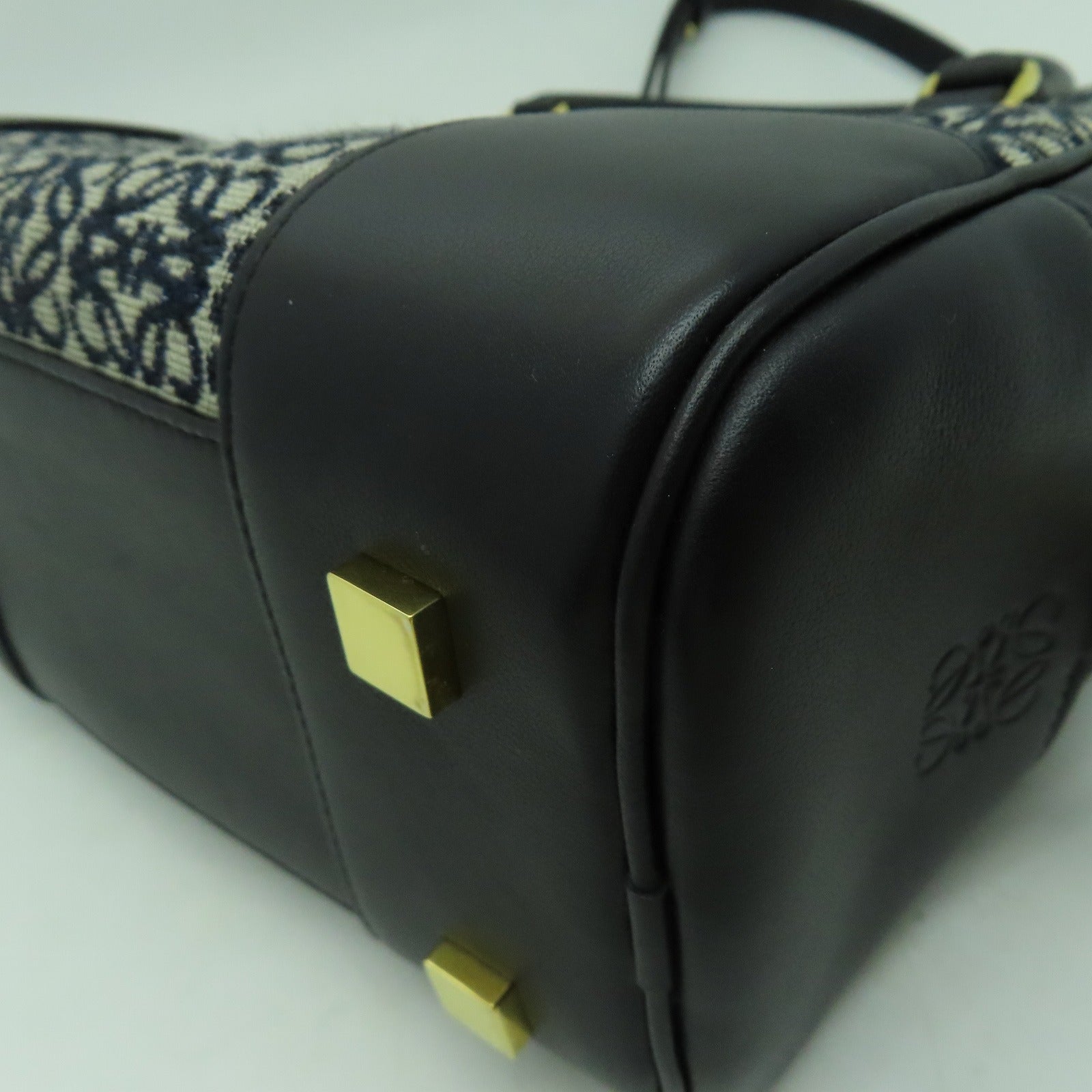 LOEWE 牛皮皮革/帆布Amazon 19金扣手挽肩背兩用袋黑色