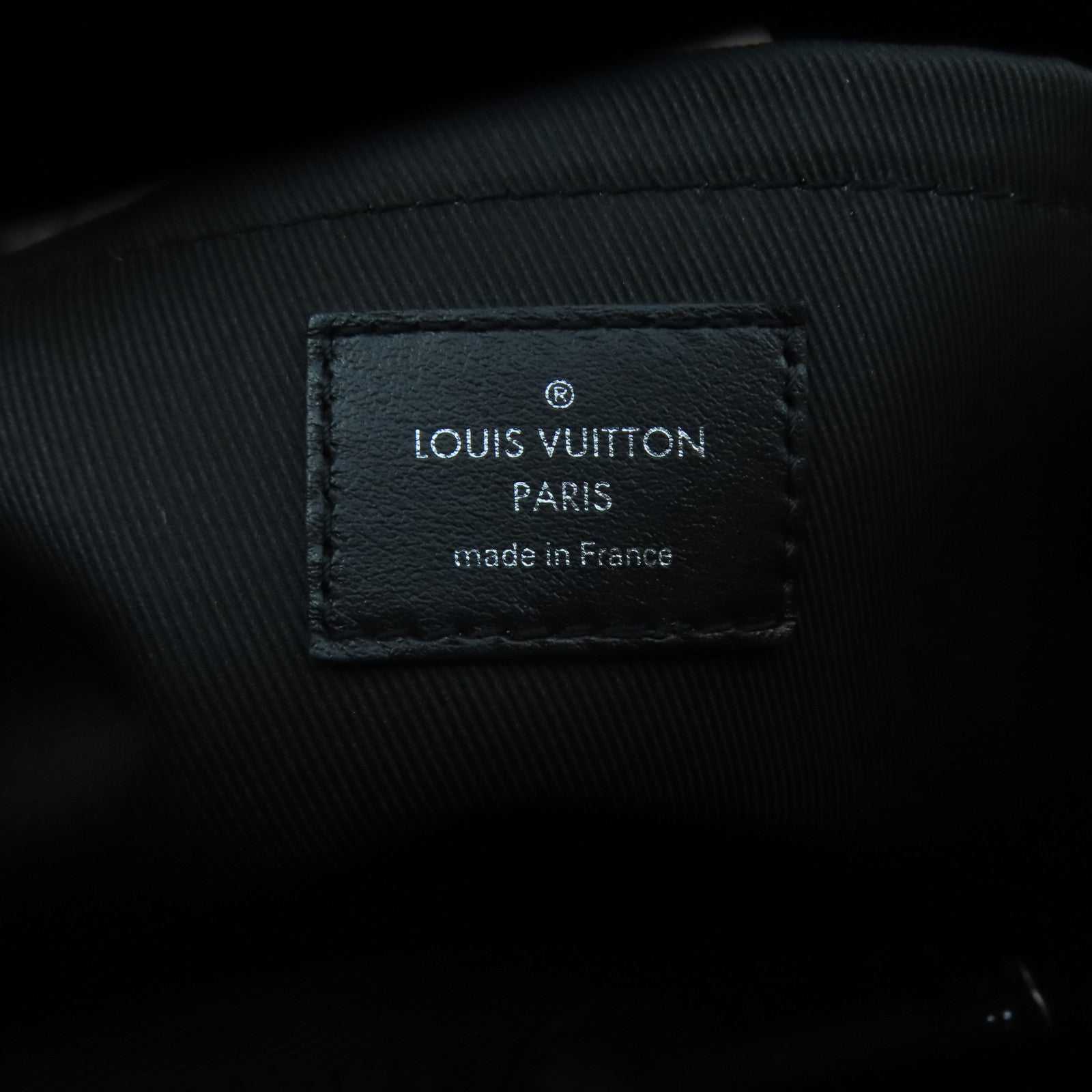 LOUIS VUITTON Monogram City Keepall銀扣肩背袋黑色