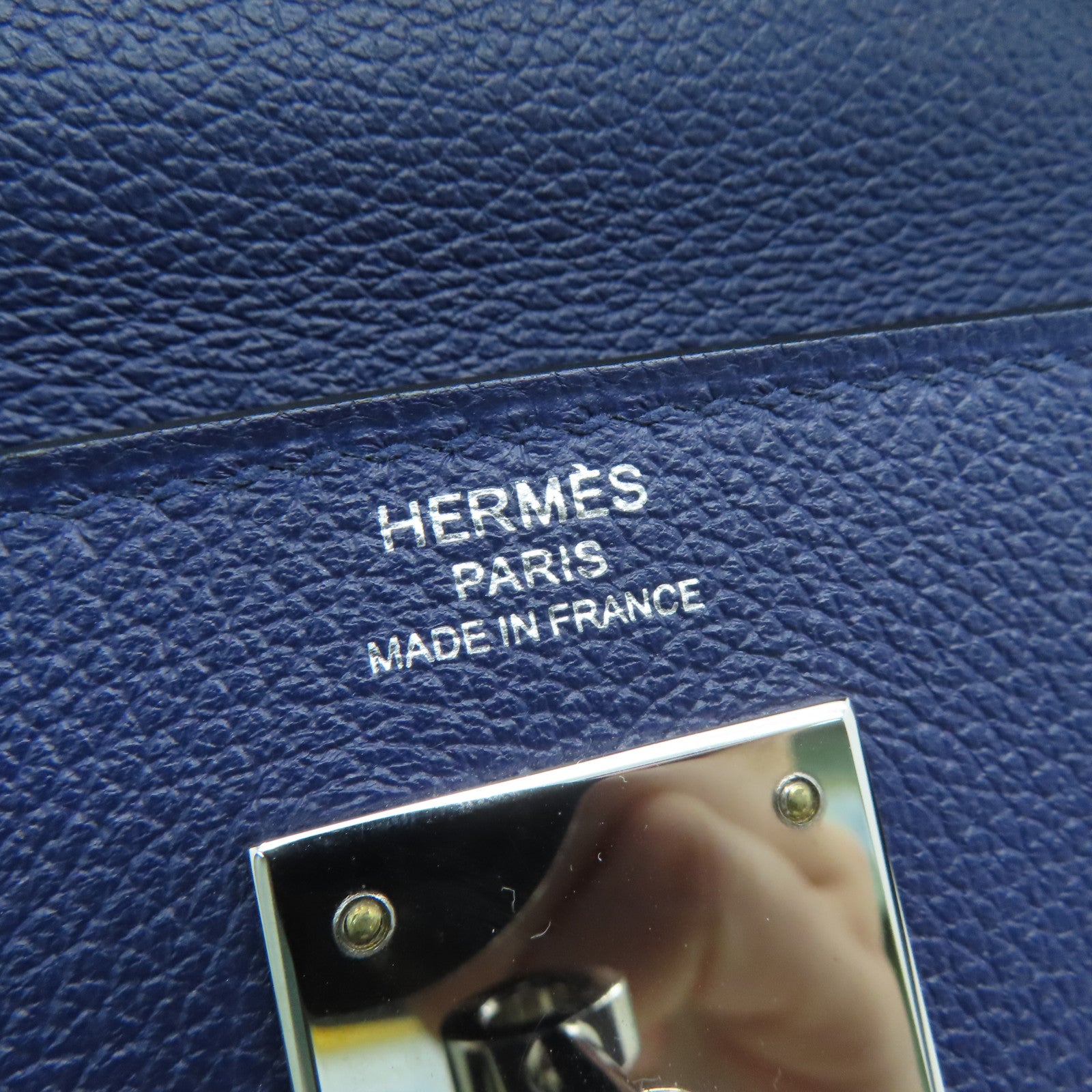 HERMES Evercolor皮革Kelly 28银扣手挽肩背两用袋Bleu Encre/Mauve Sylvestre墨水蓝色/锦葵紫色