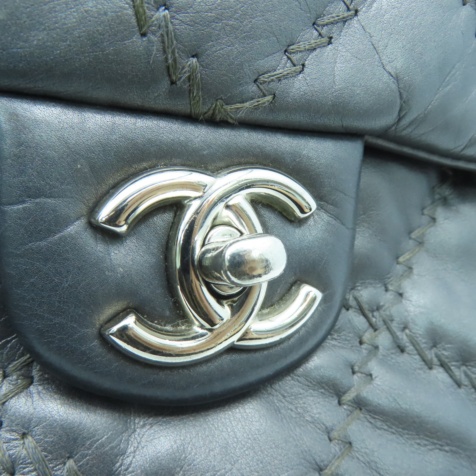 CHANEL rhombic cowhide leather Chain Shoulder silver buckle chain shoulder bag gray
