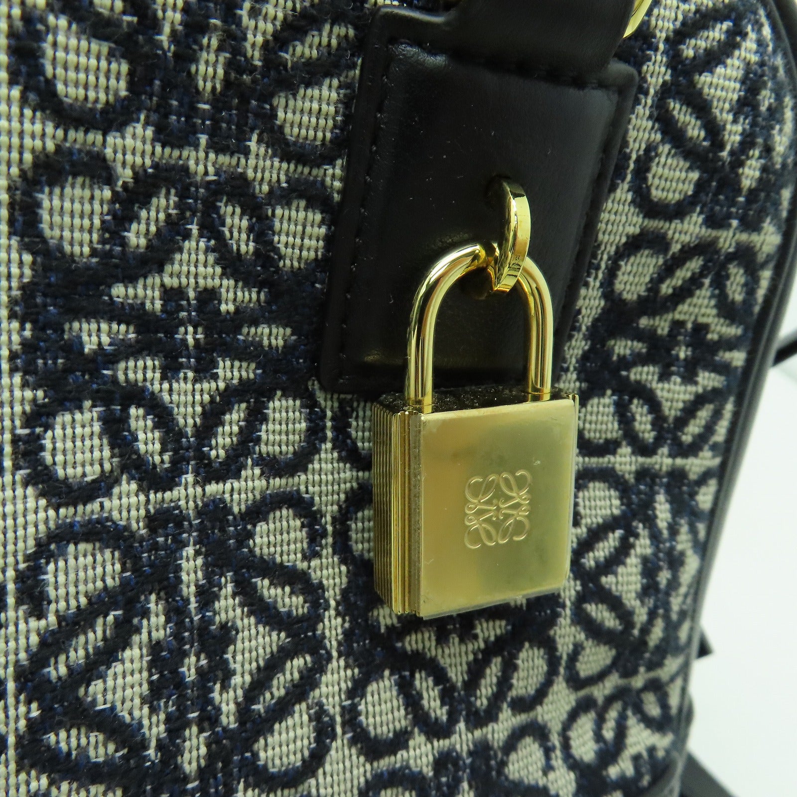 LOEWE 牛皮皮革/帆布Amazon 19金扣手挽肩背兩用袋黑色