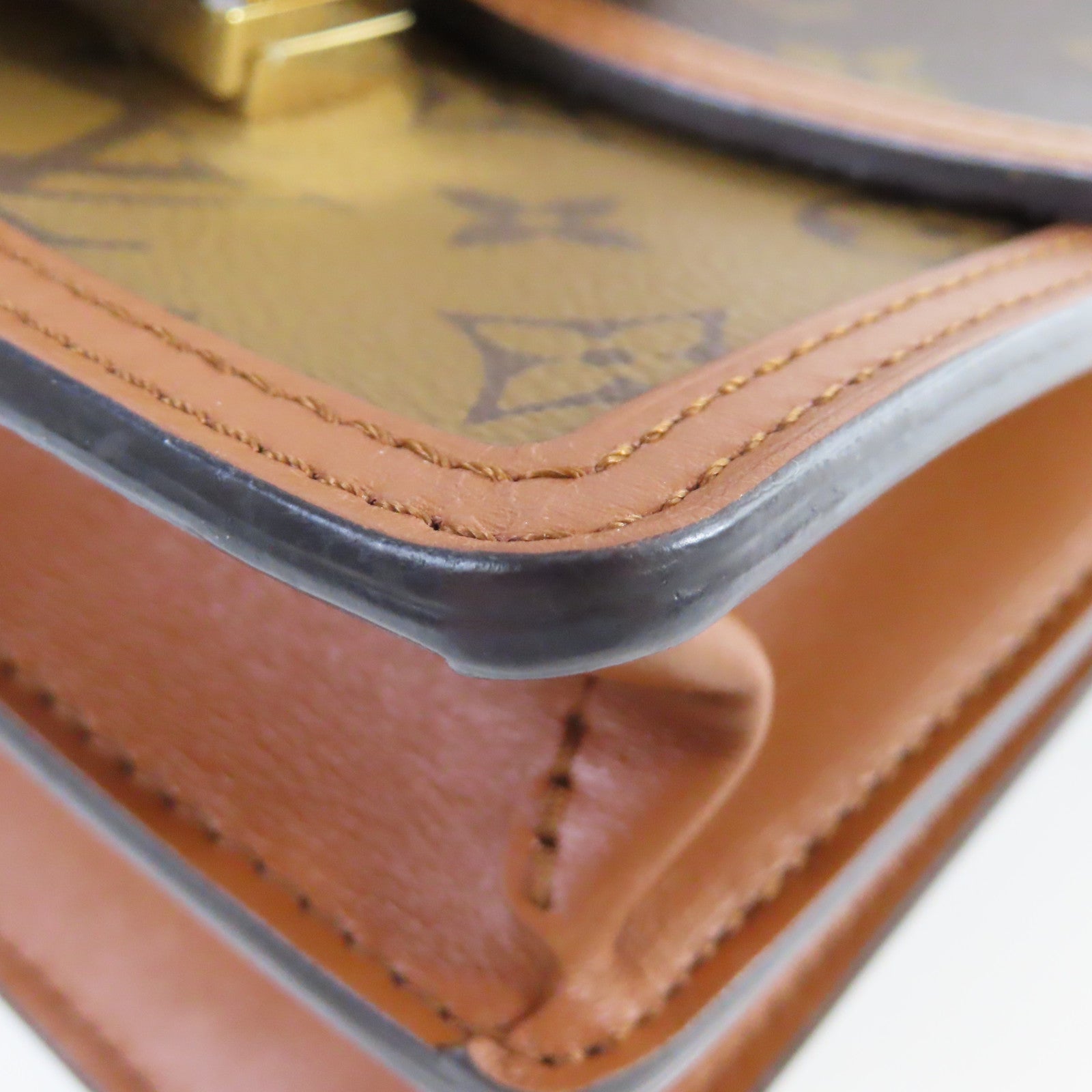 LOUIS VUITTON Monogram Mini Dauphine Shoulder Bag金扣肩背袋啡色