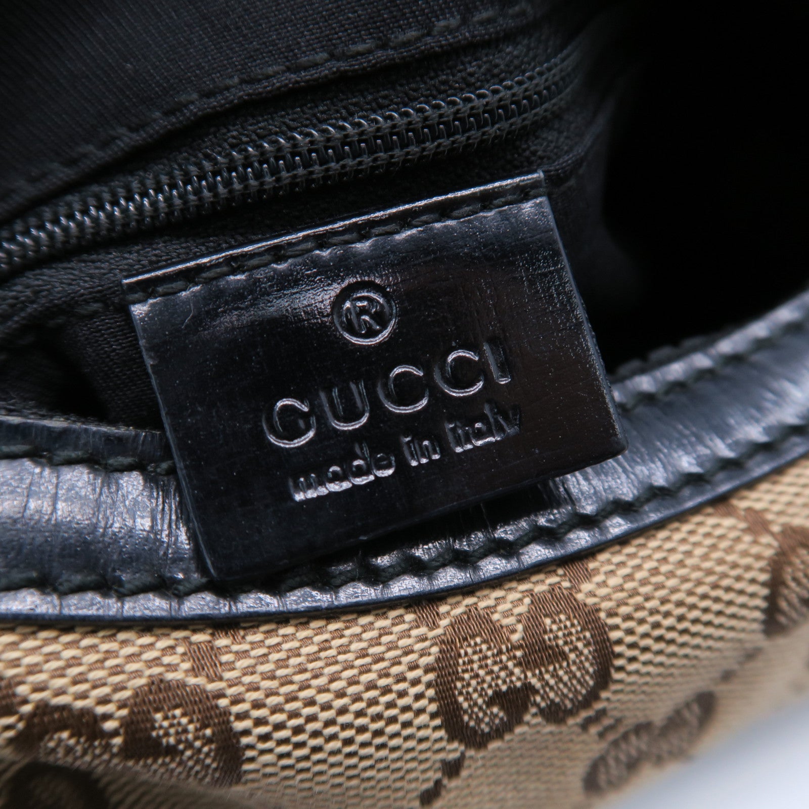 GUCCI 帆布Shoulder Bag金扣肩背袋黑色/啡色