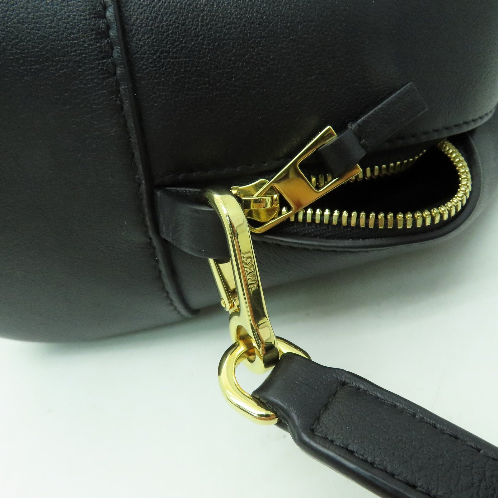 LOEWE 牛皮皮革/帆布Amazon 19金扣手挽肩背兩用袋黑色
