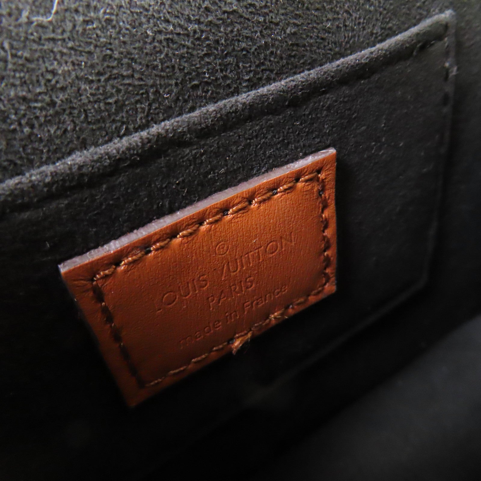 LOUIS VUITTON Monogram Mini Dauphine Shoulder Bag金扣肩背袋啡色