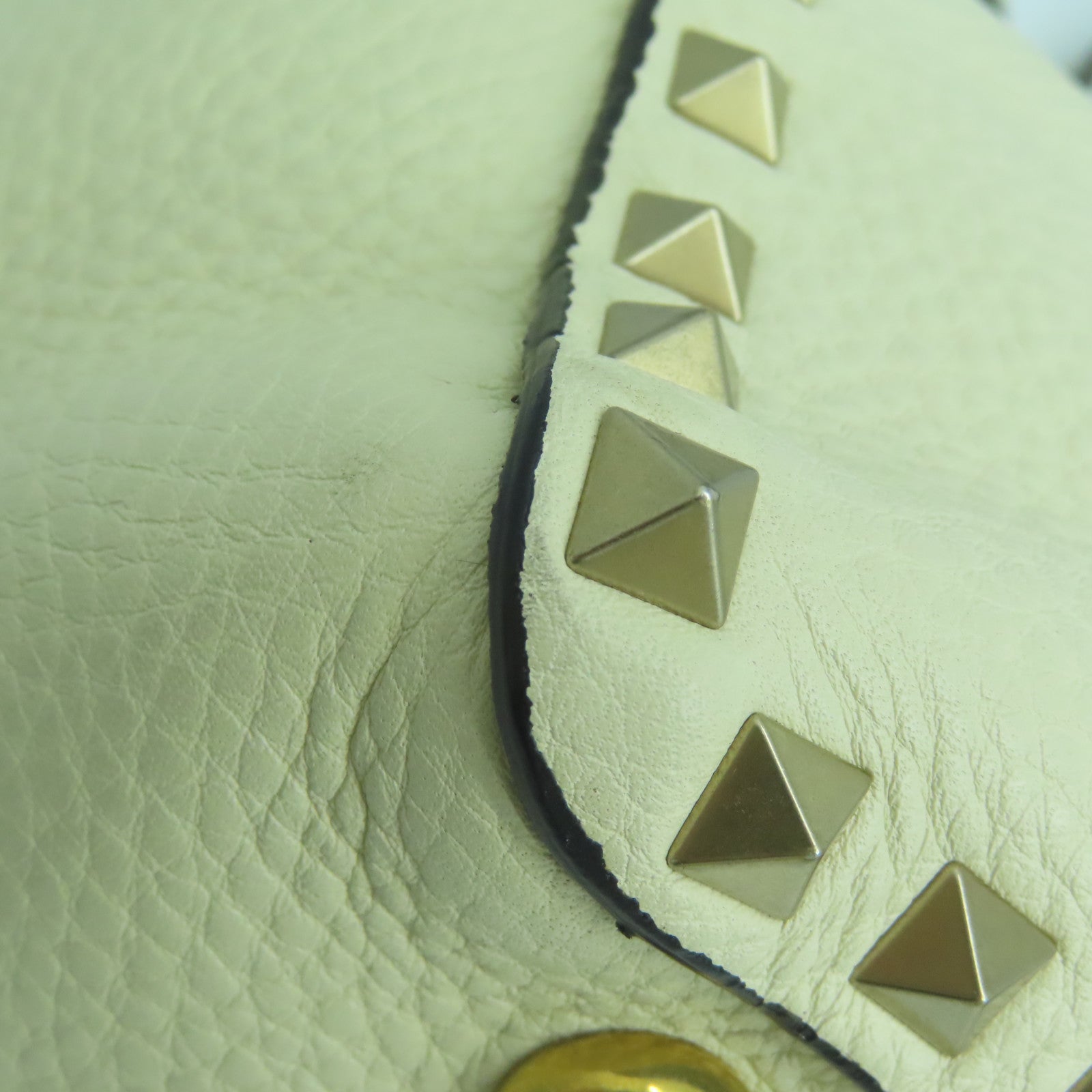 Valentino Cowhide Leather 2 Way Shoulder Gold Buckle Handle Shoulder Bag White