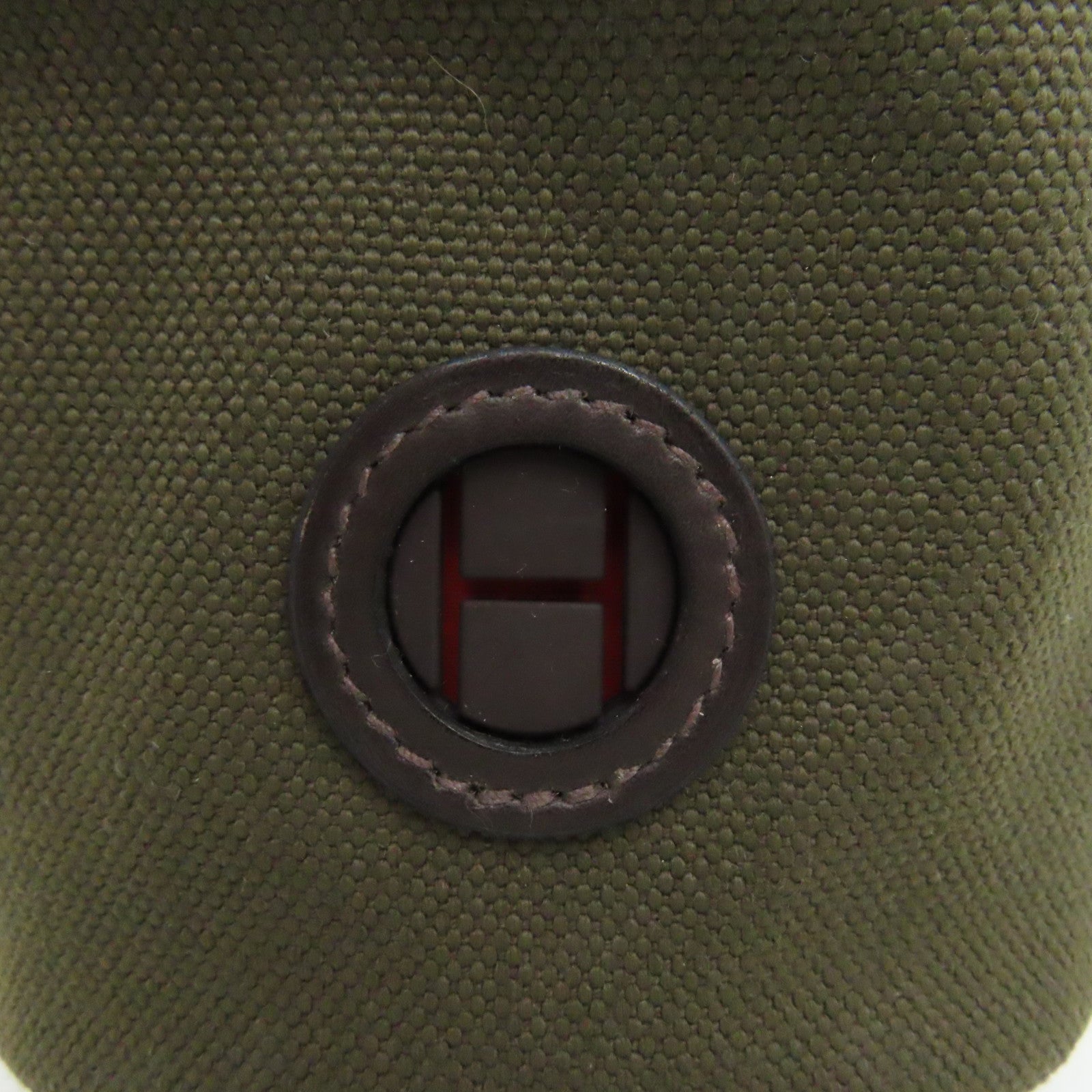 HERMES 帆布On The Go Dog Pouch銀扣手拿包軍綠色/橙色