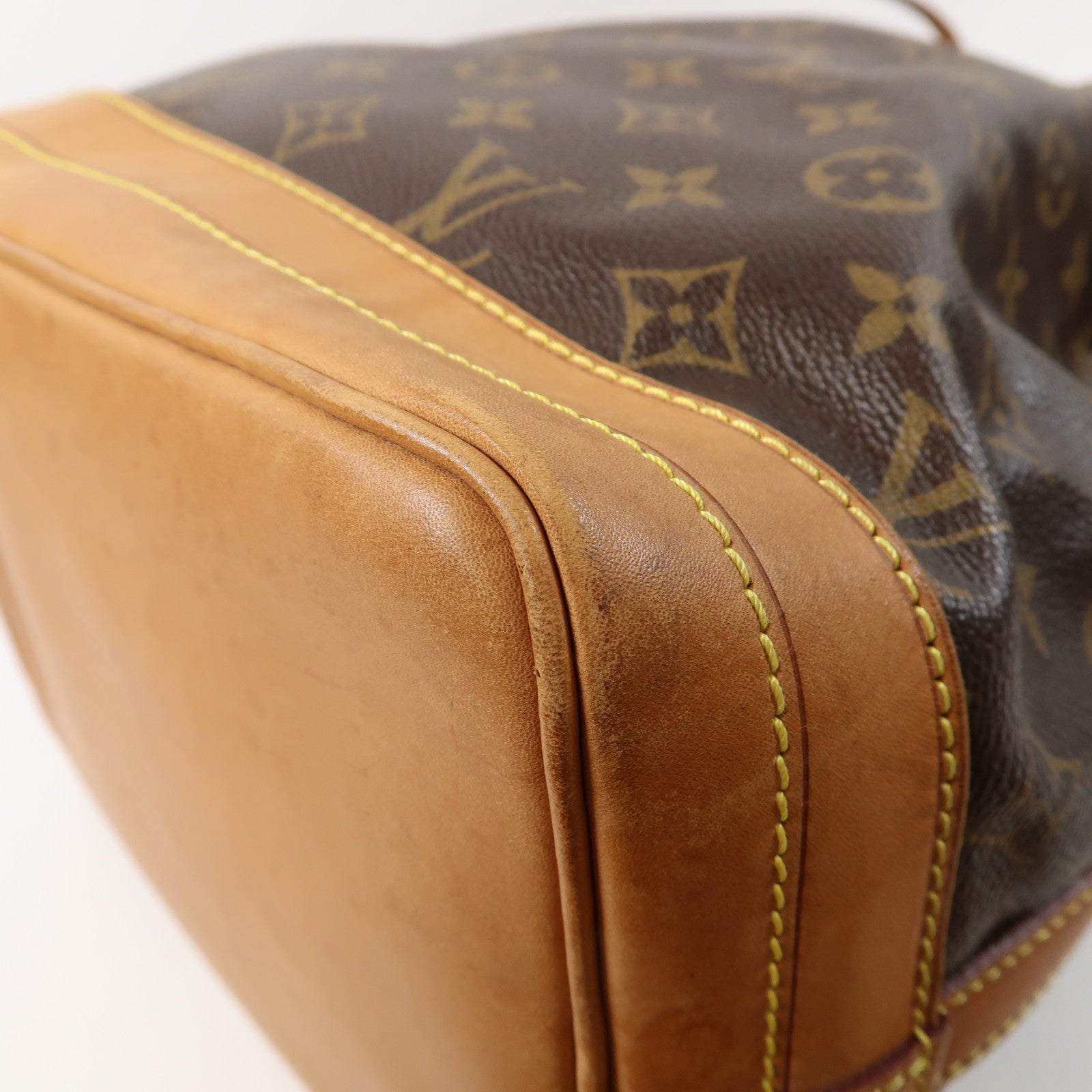 LOUIS VUITTON Monogram Noe金扣肩背袋啡色