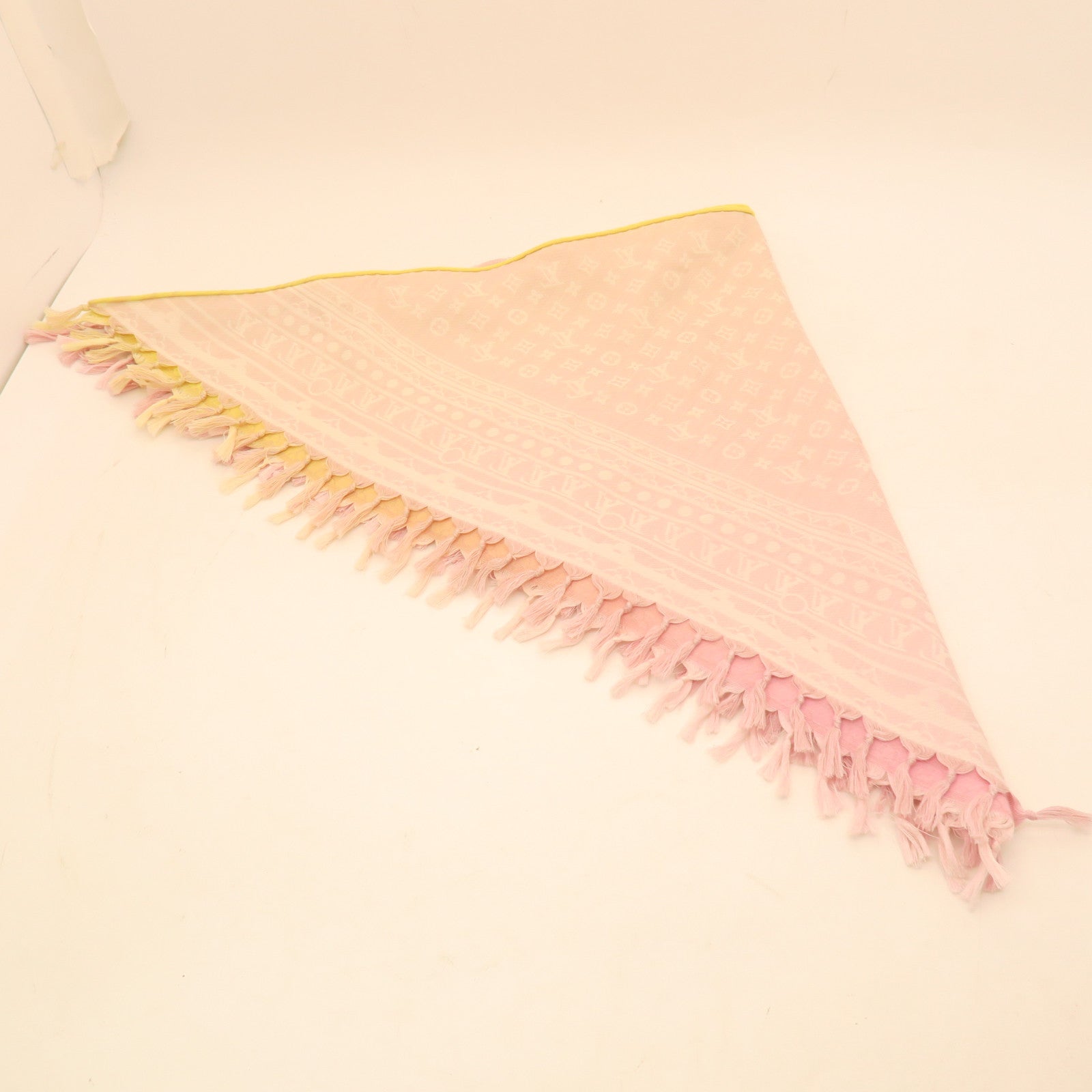 LOUIS VUITTON Silk/Linen Scarf Pink/Yellow
