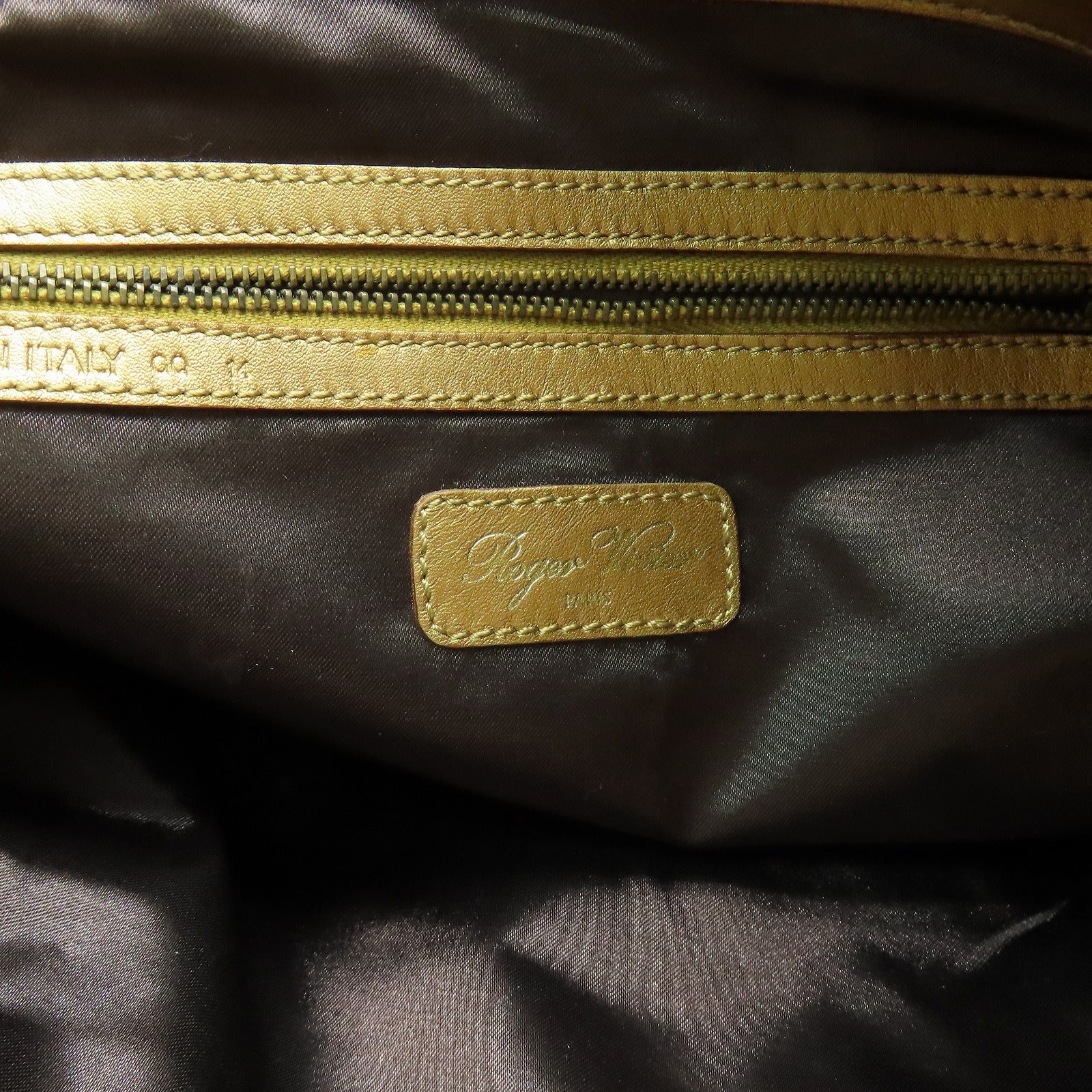 Roger Vivier 皮革Roger Vivier金扣肩背袋金色