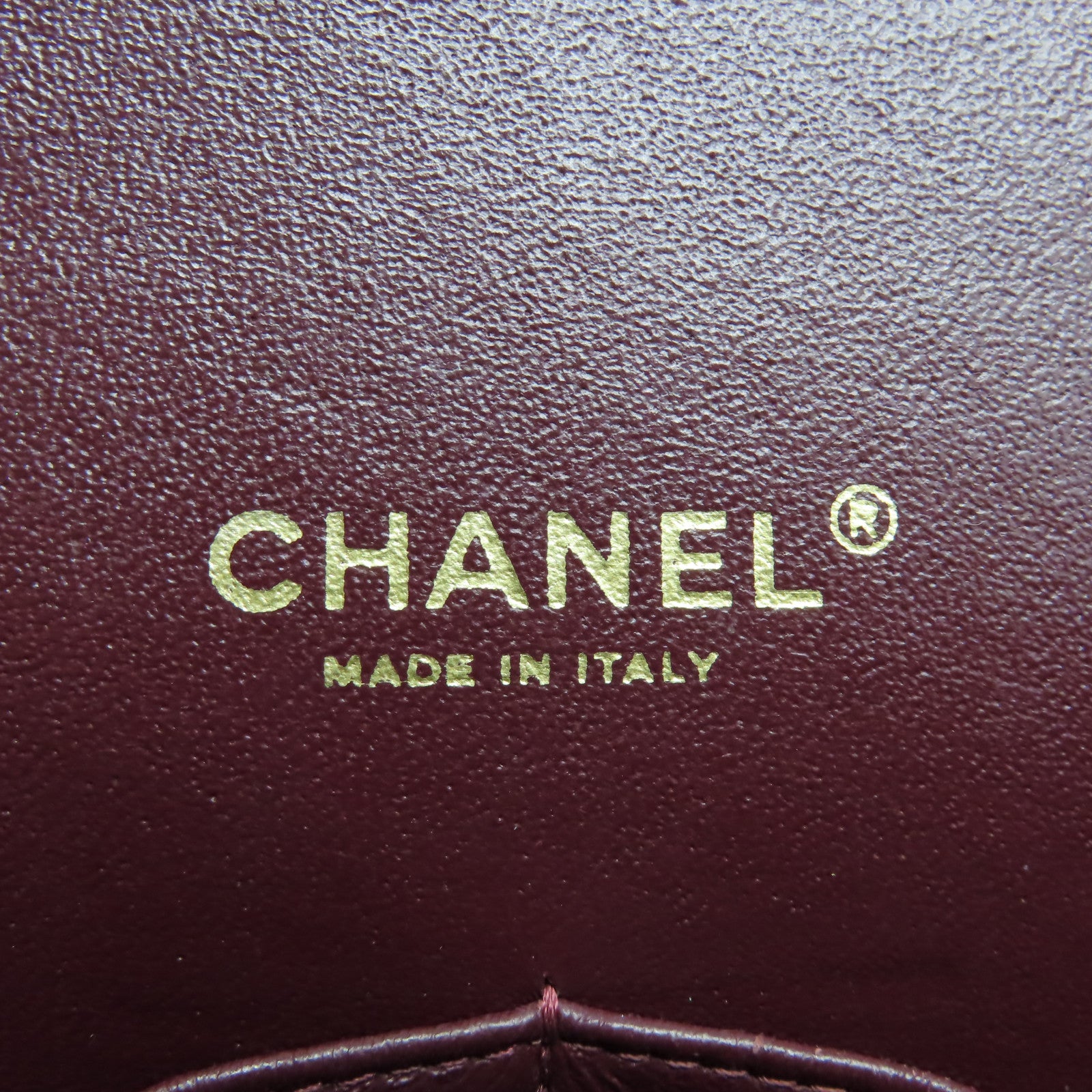 CHANEL 菱格Caviar皮革Maxi Jumbo金扣鏈帶肩背袋黑色